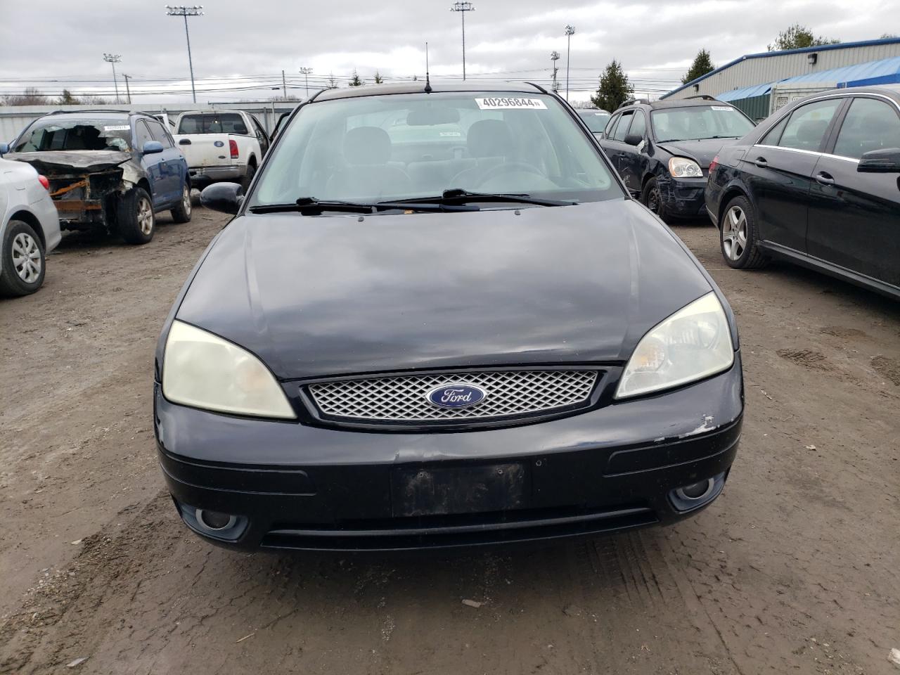 2005 Ford Focus Zx4 St Black vin: 1FAHP38Z75W301930