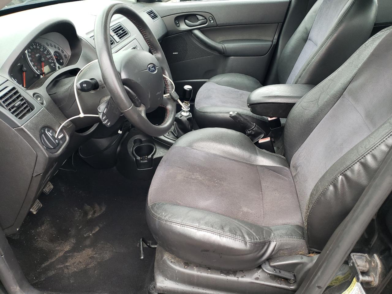 2005 Ford Focus Zx4 St Black vin: 1FAHP38Z75W301930