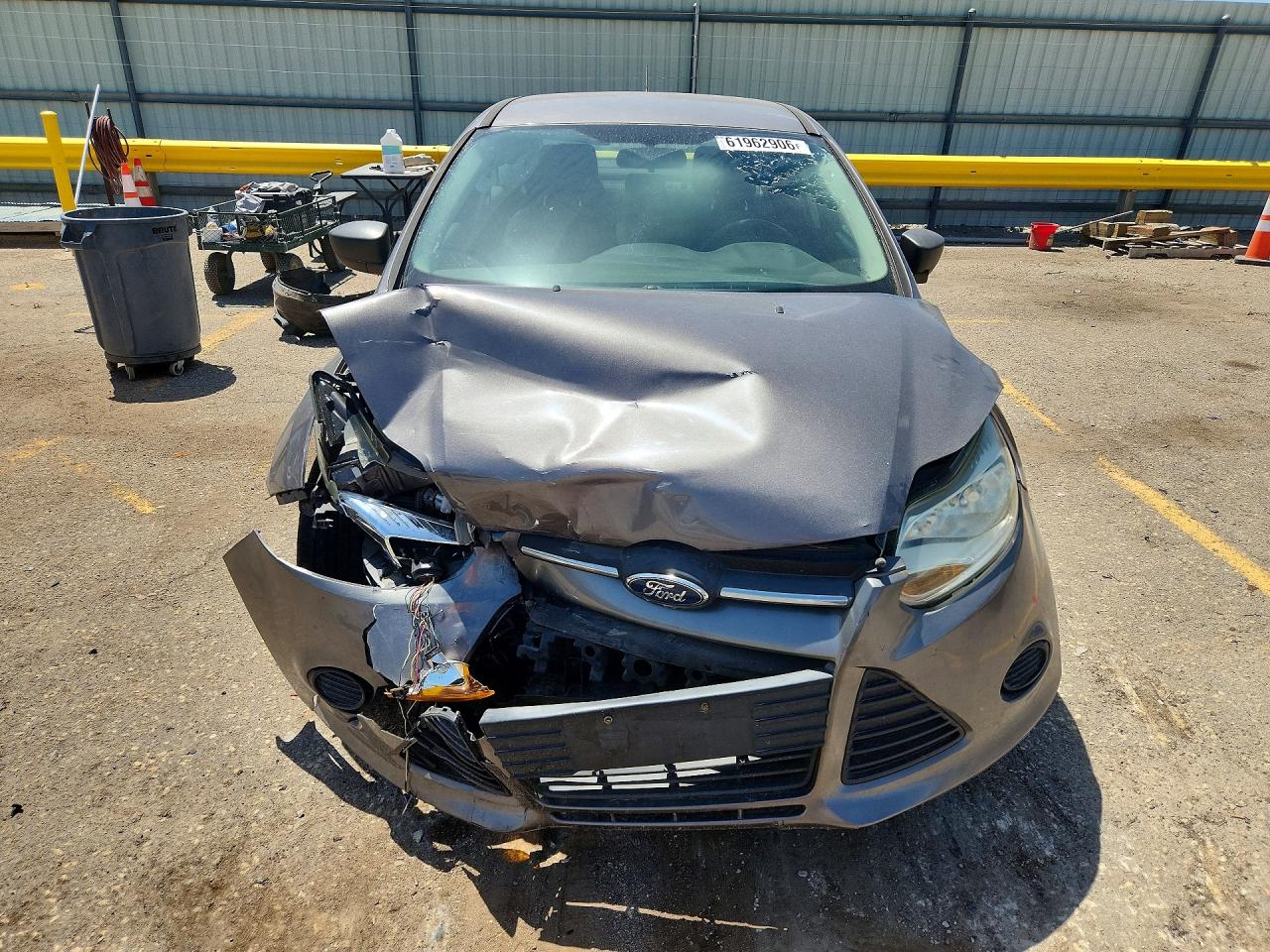 2012 Ford Focus S Gray vin: 1FAHP3E20CL235890