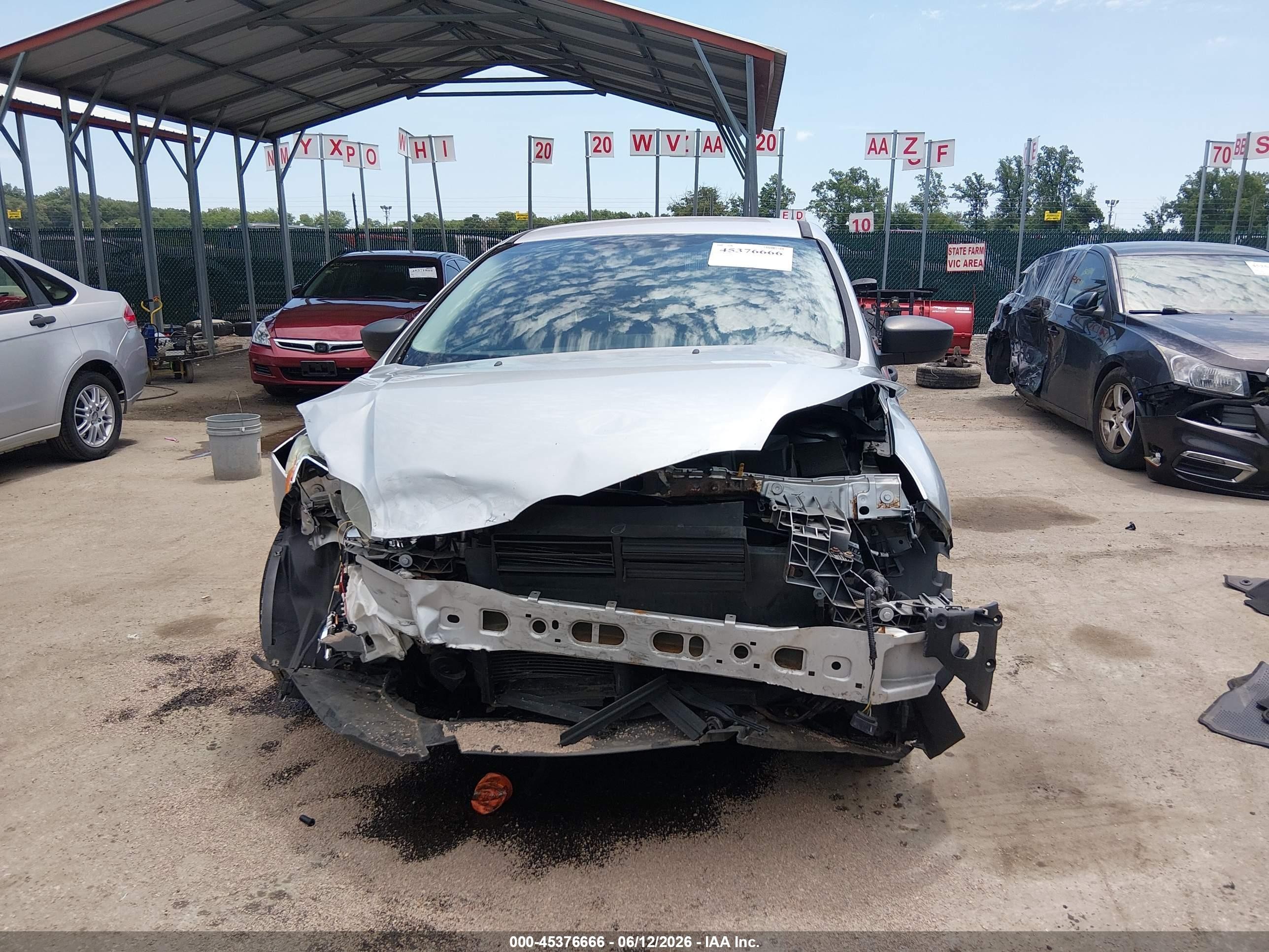 2012 Ford Focus S Silver vin: 1FAHP3E21CL404489