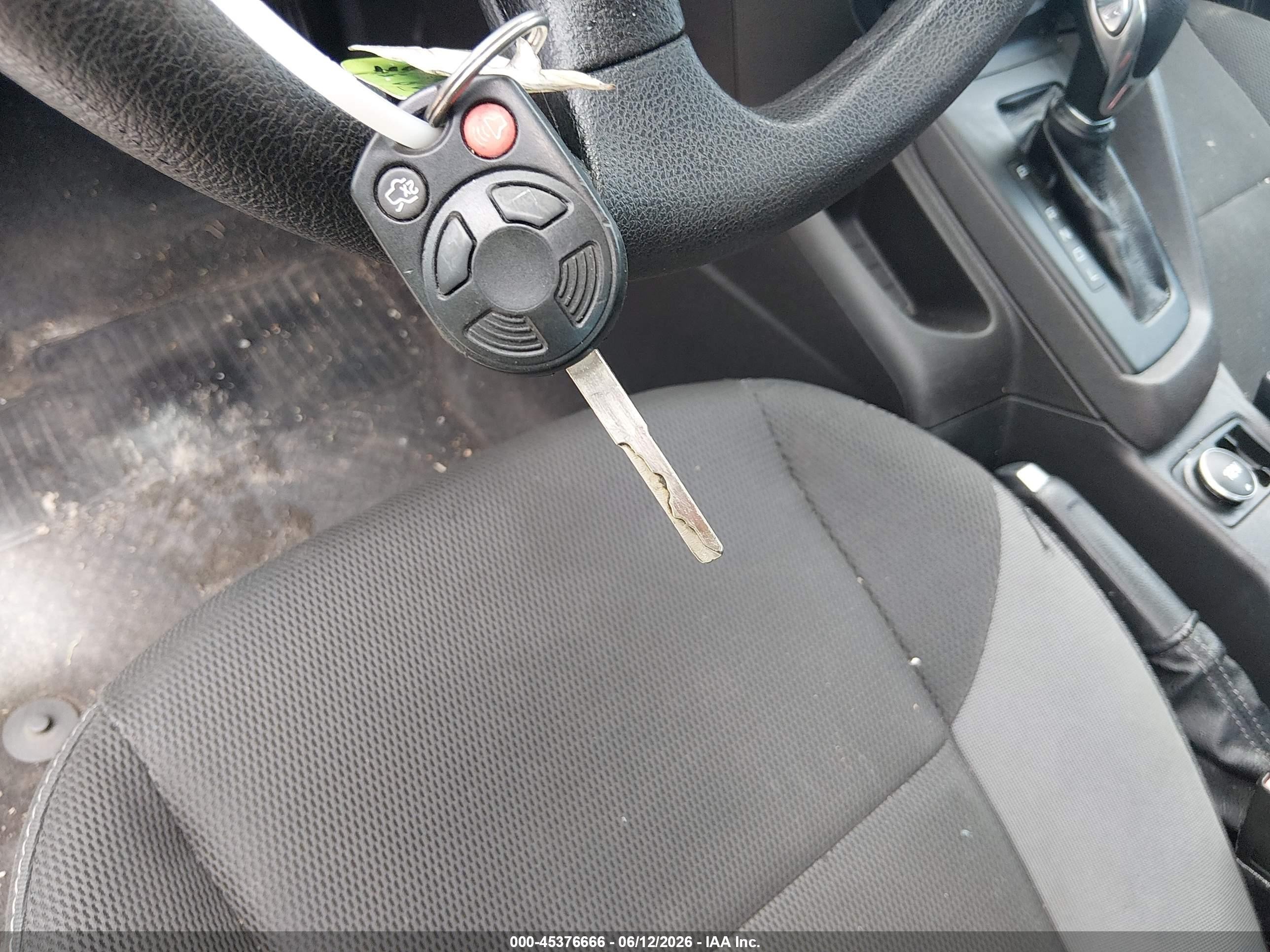 2012 Ford Focus S Silver vin: 1FAHP3E21CL404489