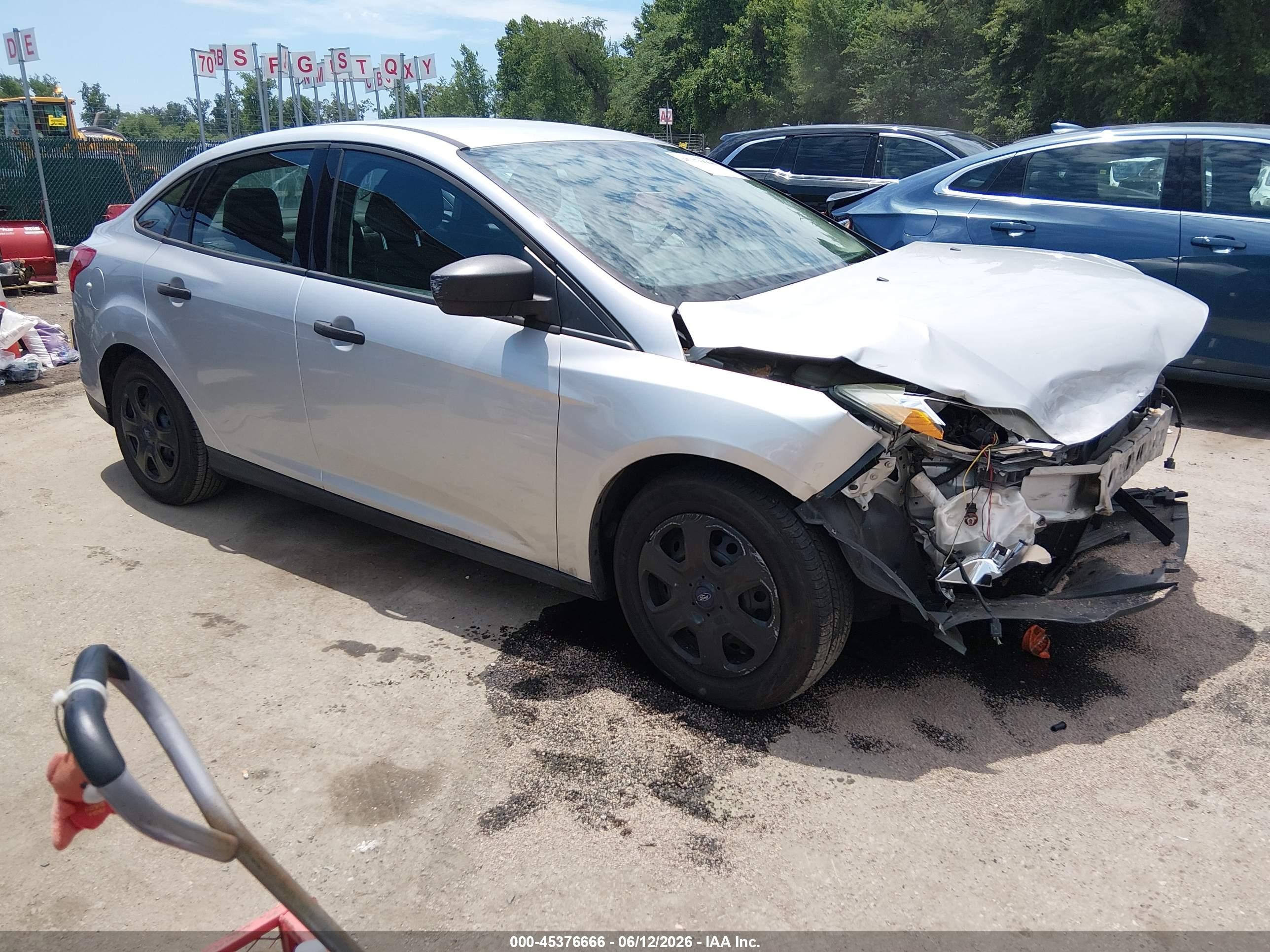 2012 Ford Focus S Silver vin: 1FAHP3E21CL404489