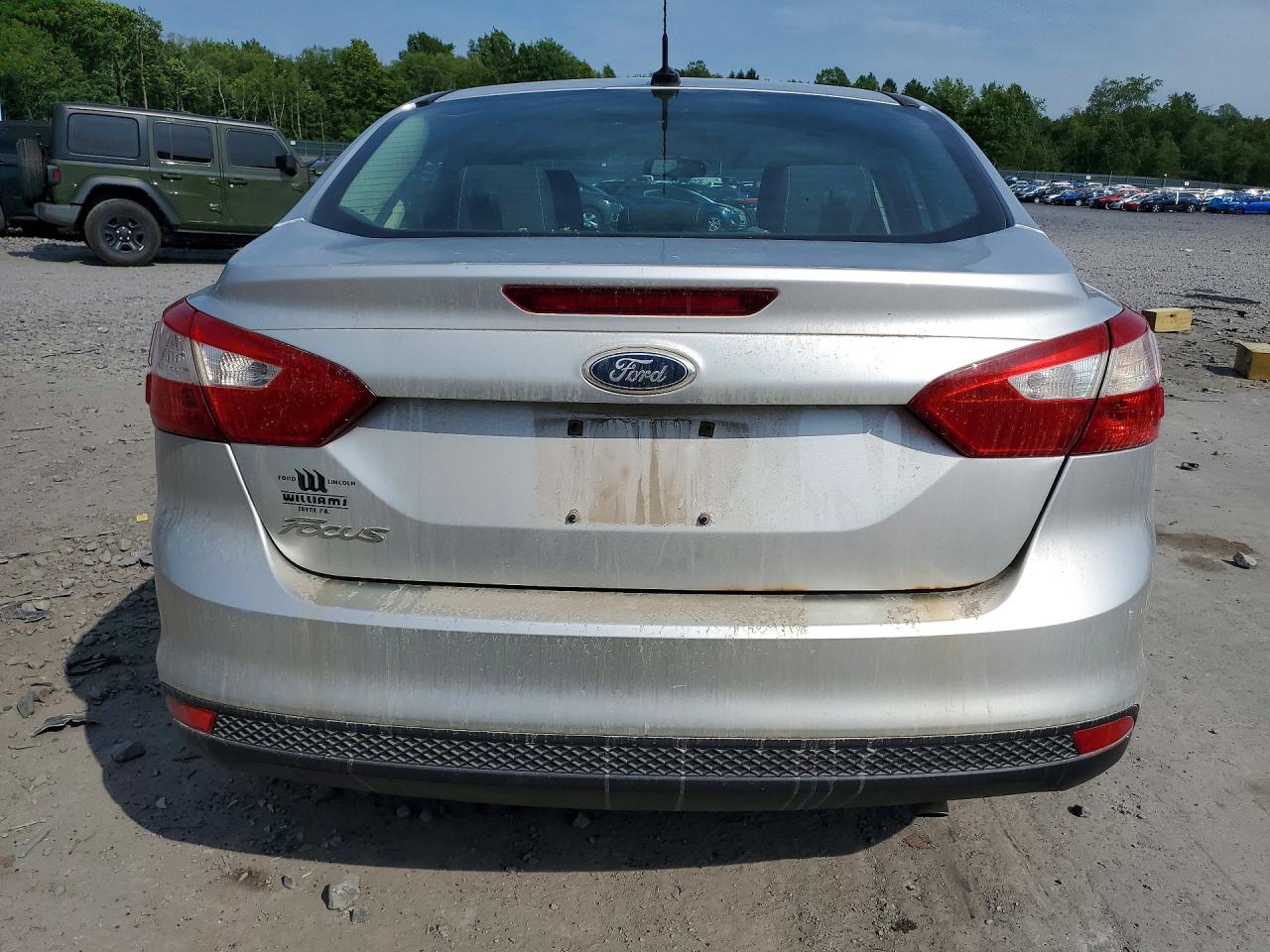 2012 Ford Focus S Silver vin: 1FAHP3E23CL182344