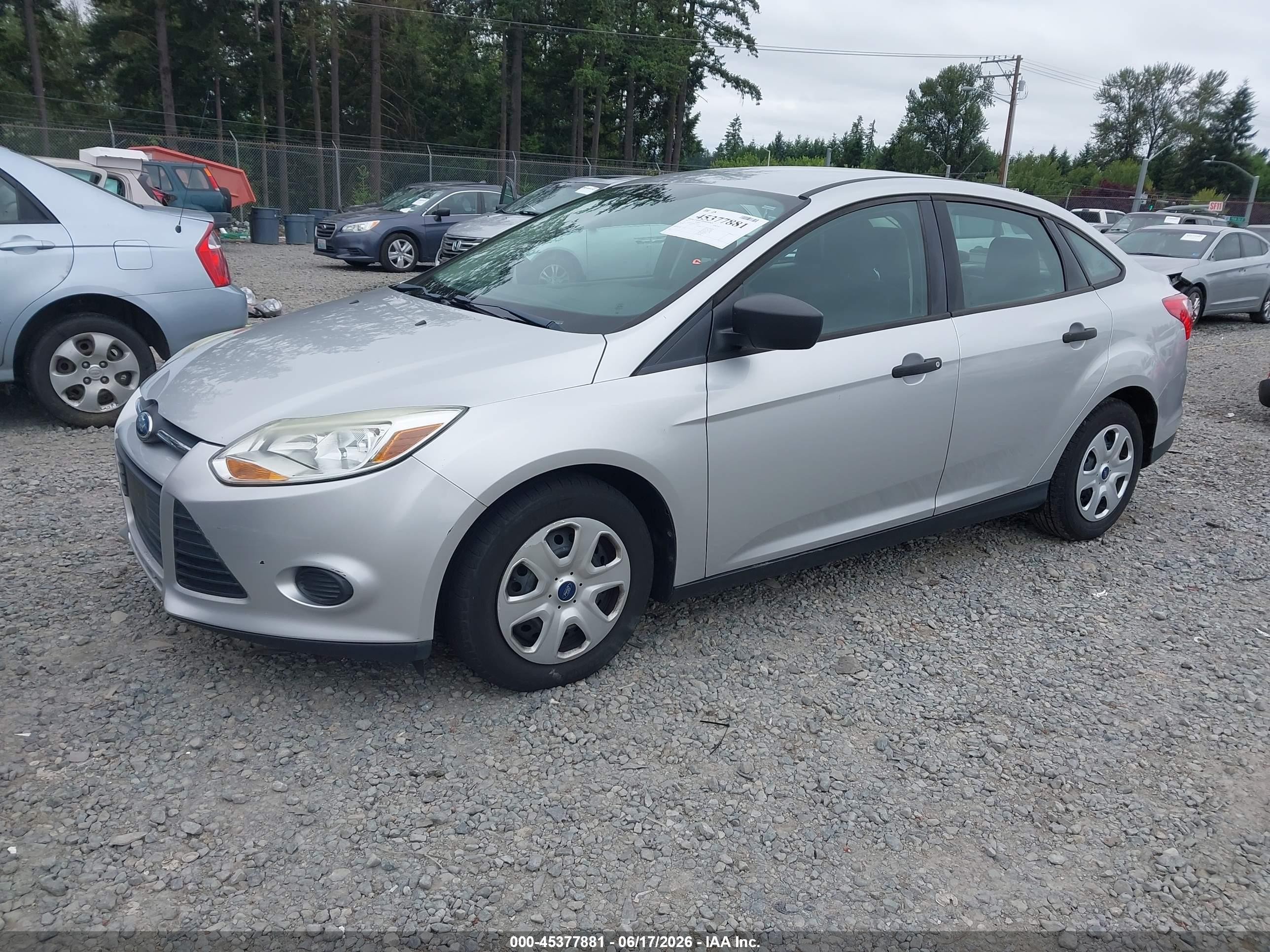 2012 Ford Focus S Silver vin: 1FAHP3E23CL279575