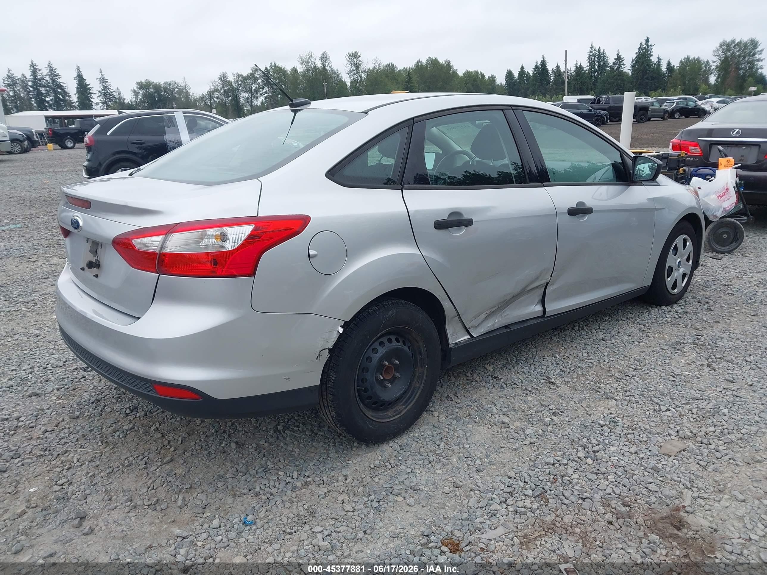2012 Ford Focus S Silver vin: 1FAHP3E23CL279575