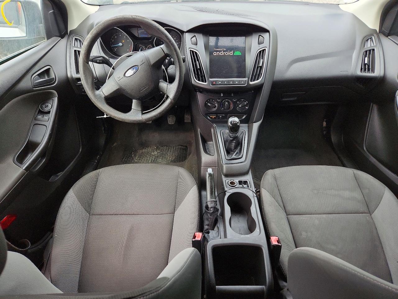 2012 Ford Focus S White vin: 1FAHP3E24CL193207