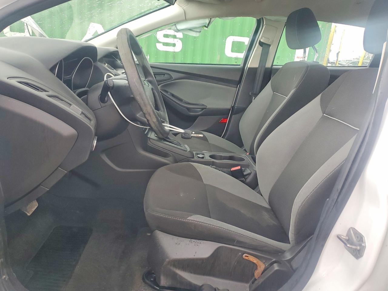2012 Ford Focus S Белый vin: 1FAHP3E24CL434537