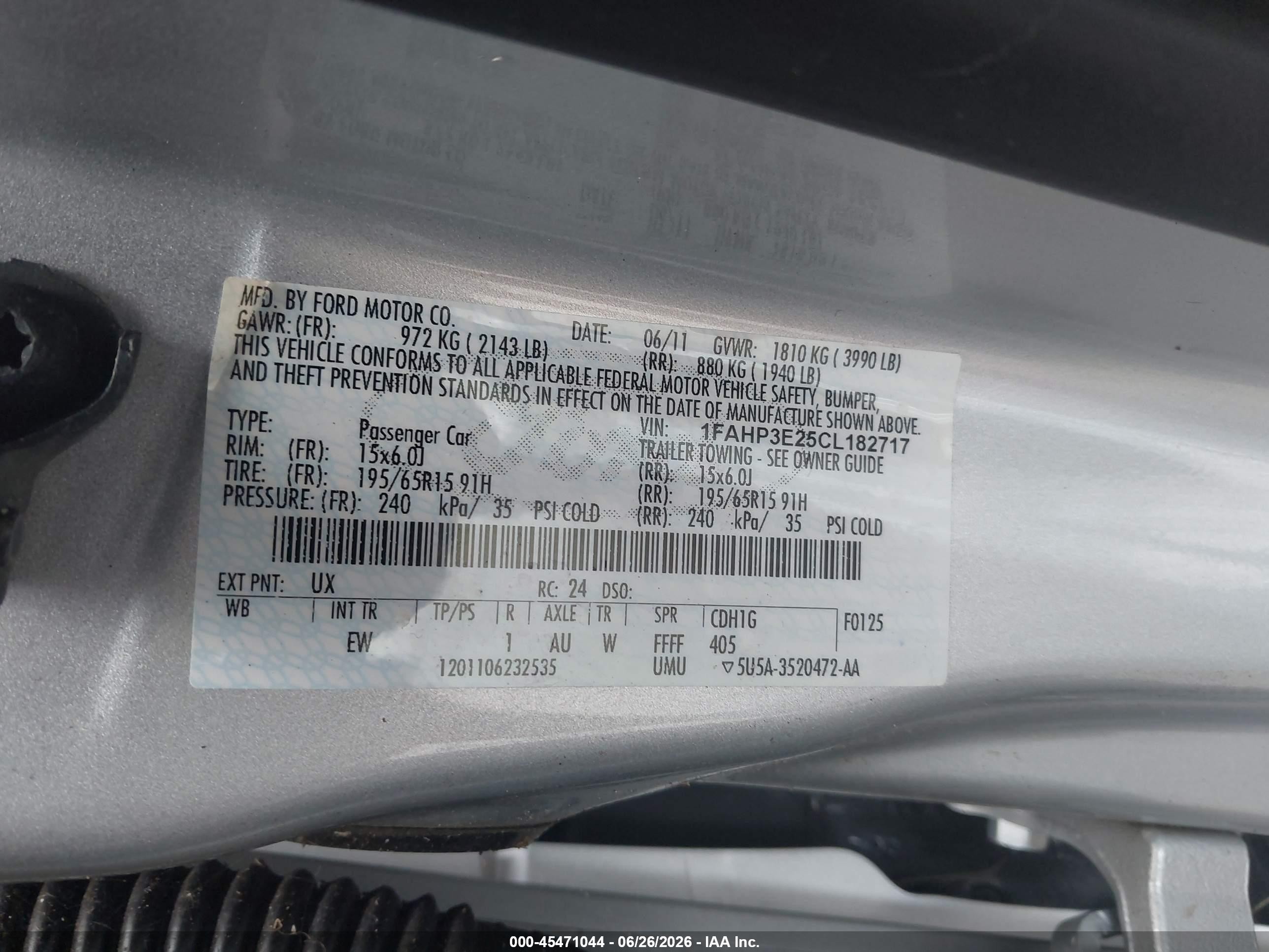 2012 Ford Focus S Silver vin: 1FAHP3E25CL182717