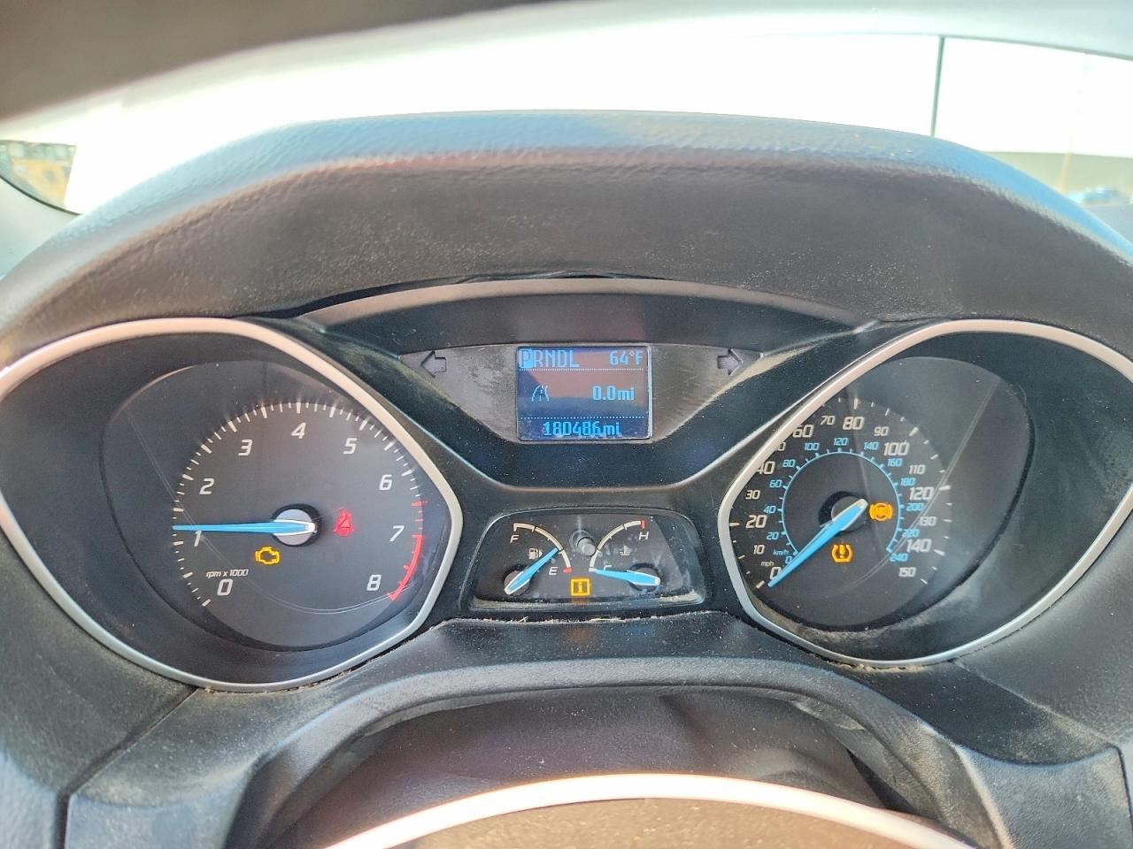 2012 Ford Focus S White vin: 1FAHP3E27CL132191