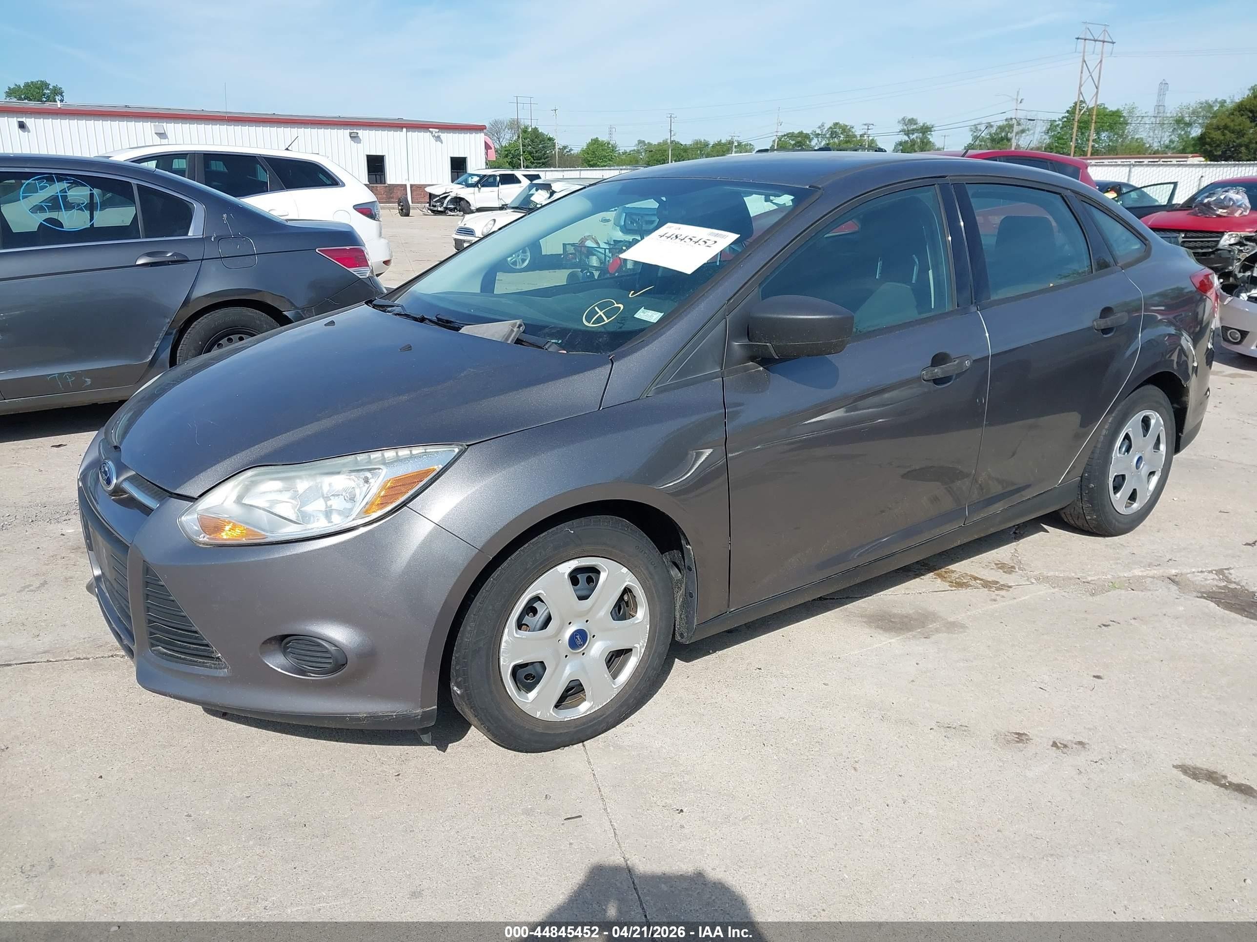 2012 Ford Focus S Gray vin: 1FAHP3E27CL429073