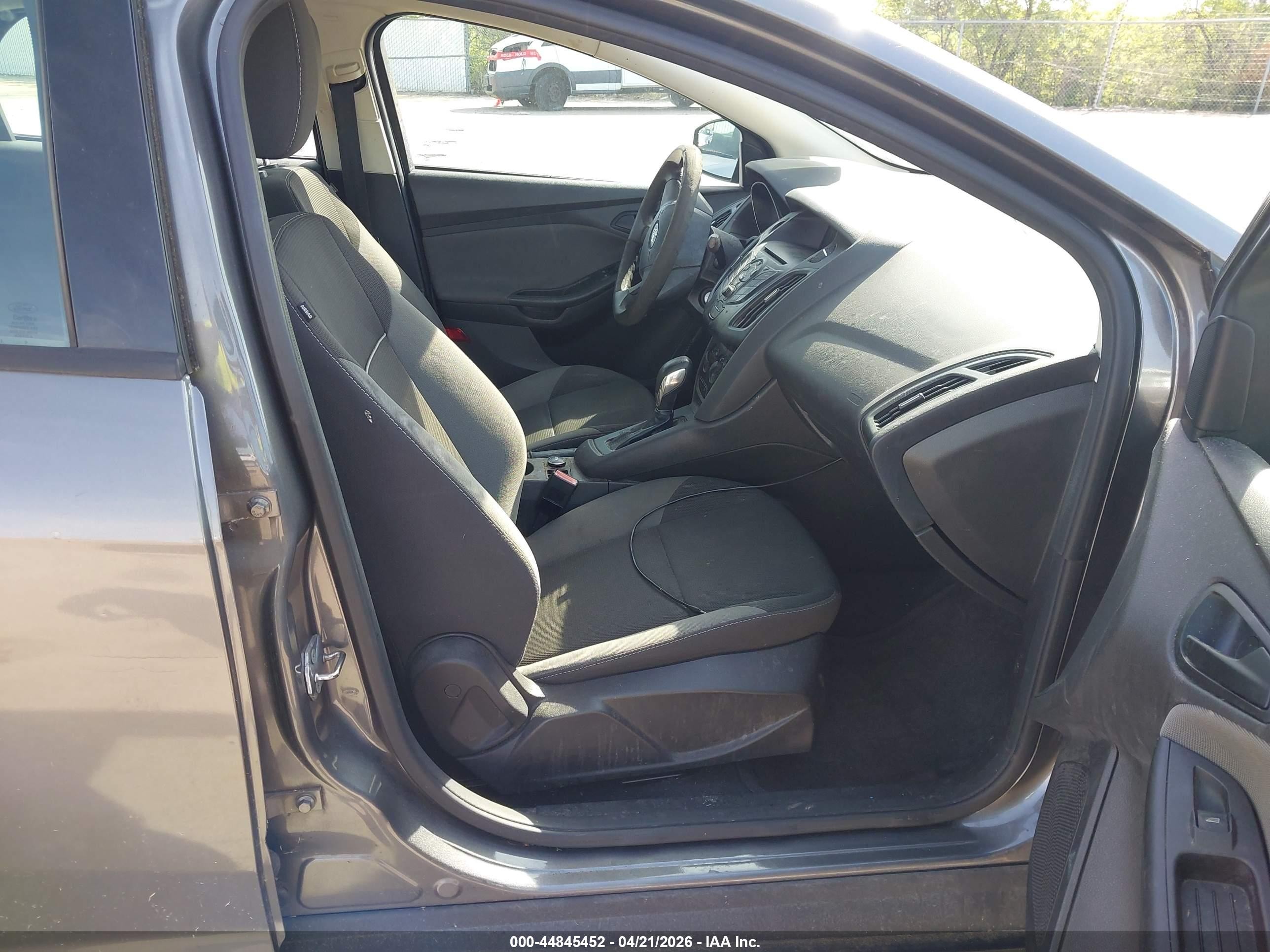 2012 Ford Focus S Gray vin: 1FAHP3E27CL429073