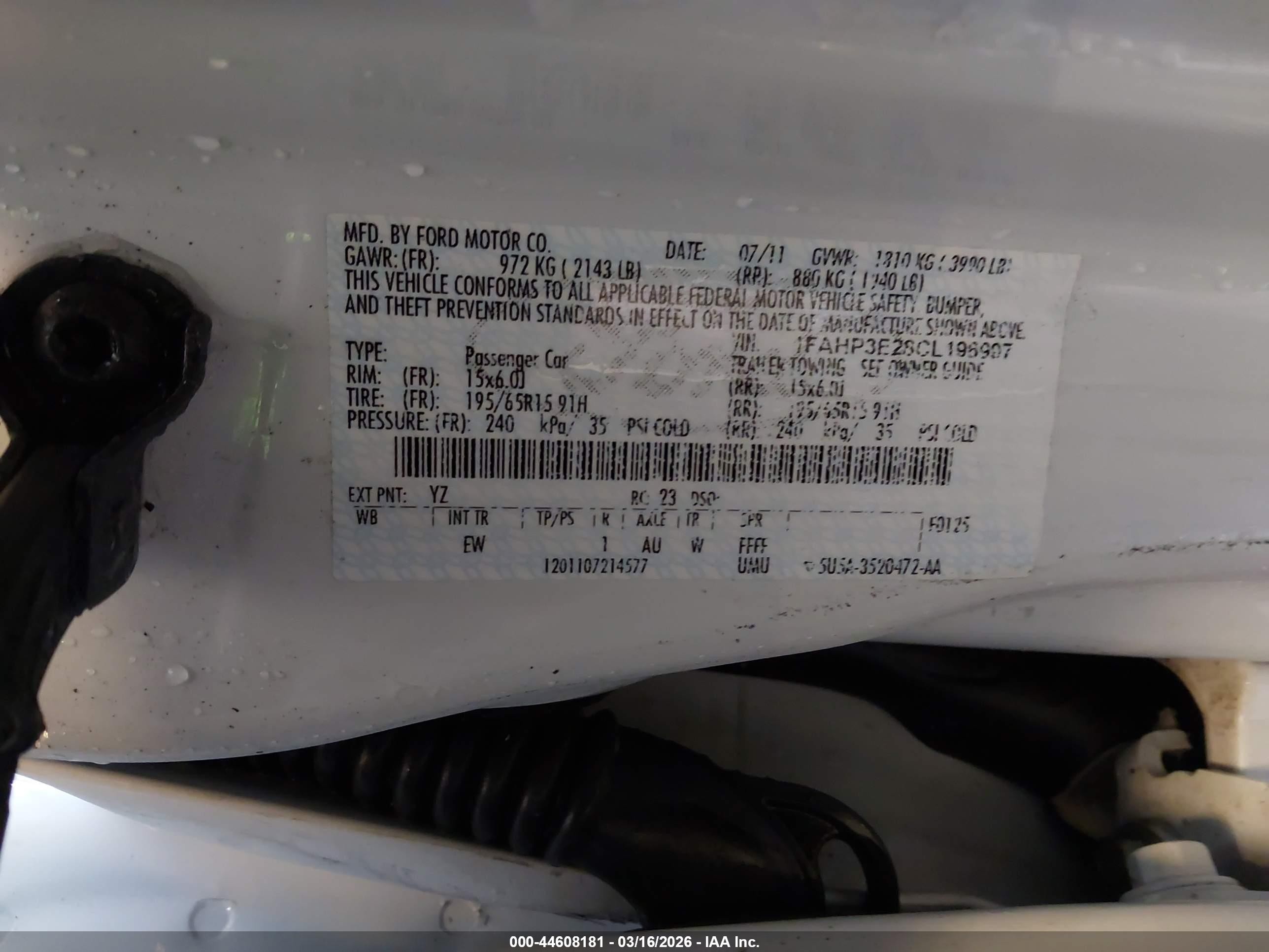 2012 Ford Focus S White vin: 1FAHP3E28CL196997