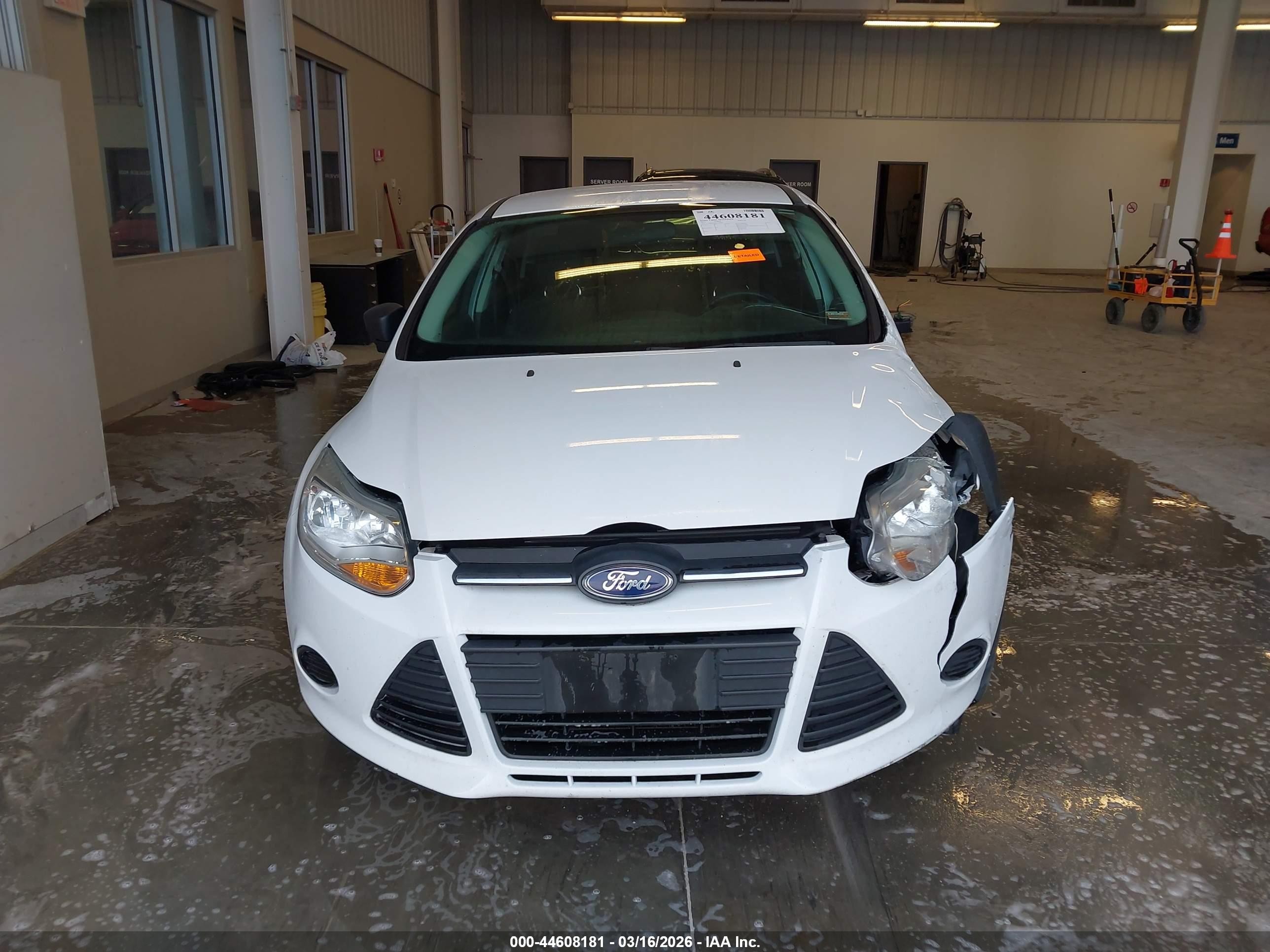 2012 Ford Focus S White vin: 1FAHP3E28CL196997