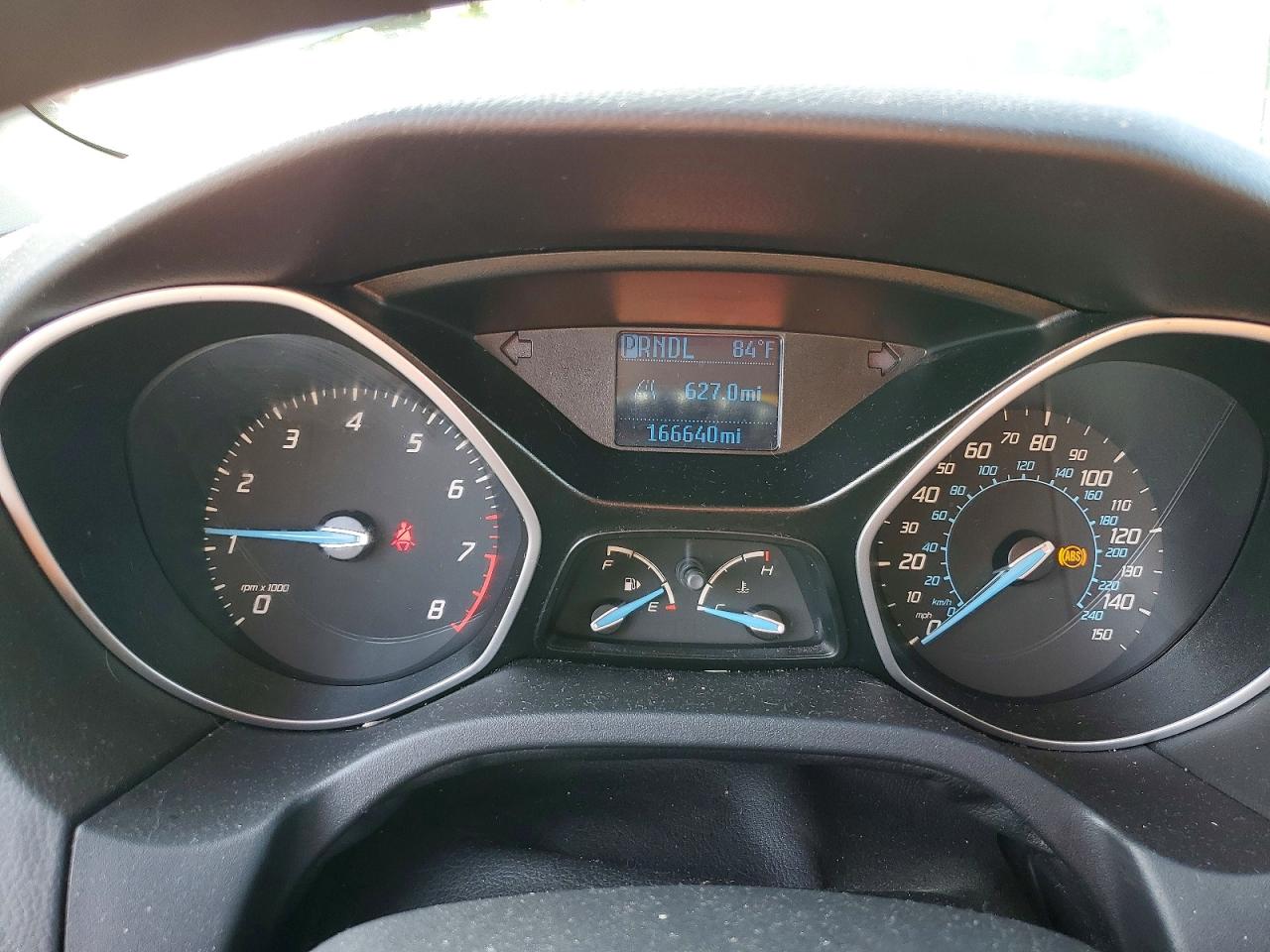 2012 Ford Focus S Серебряный vin: 1FAHP3E29CL316080