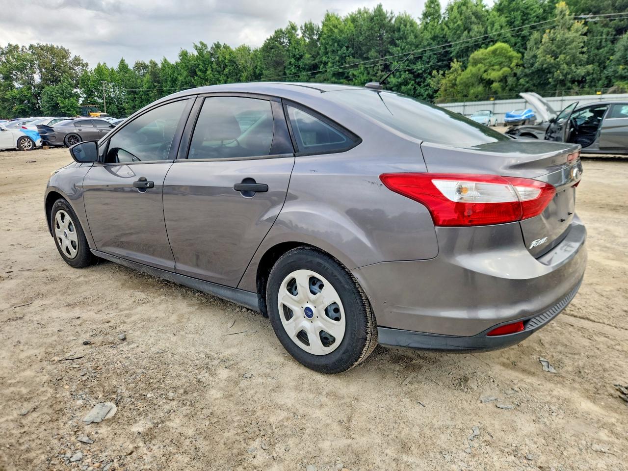 2012 Ford Focus S Серый vin: 1FAHP3E2XCL321353