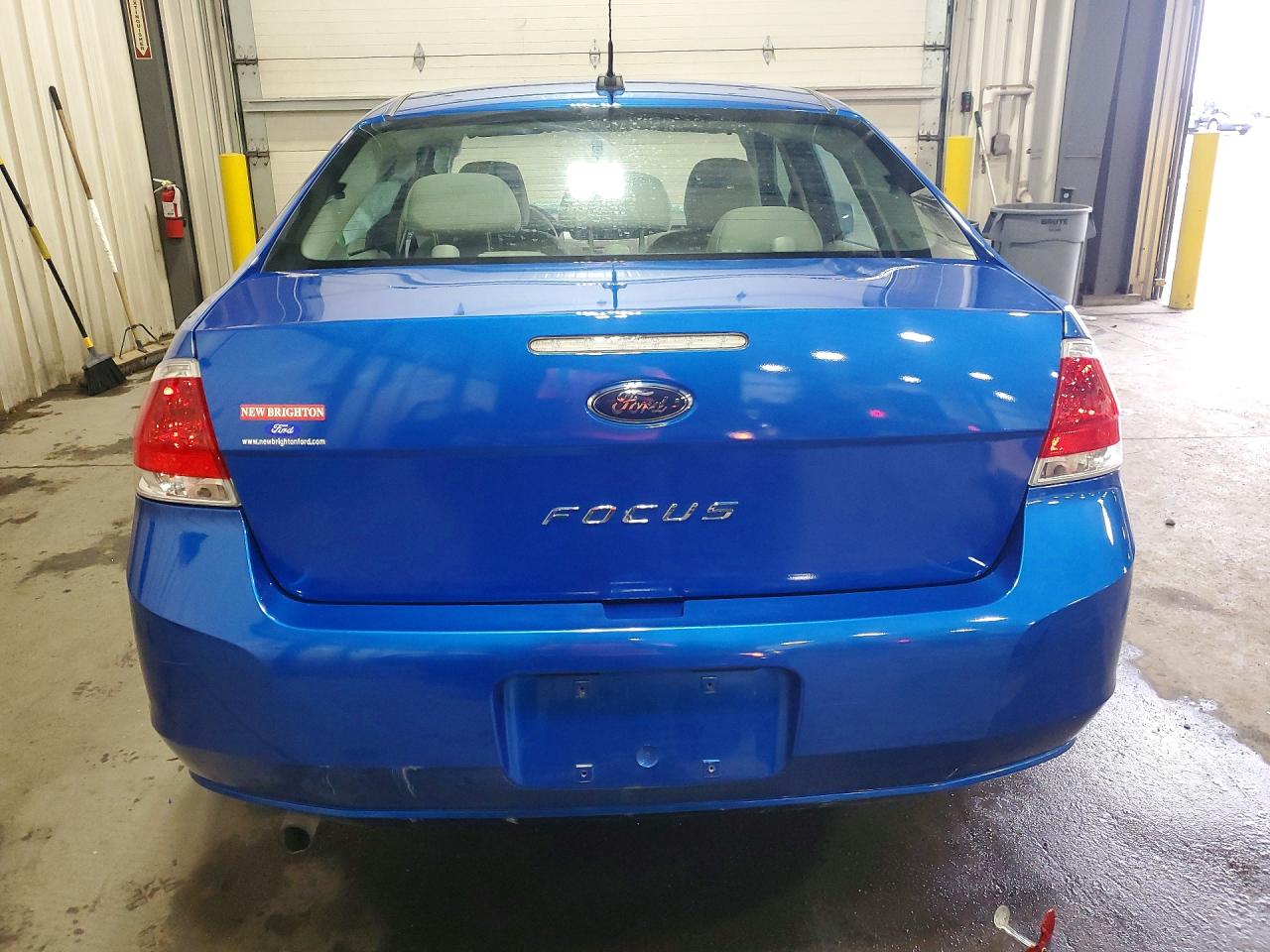 2010 Ford Focus S Blue vin: 1FAHP3EN0AW149632
