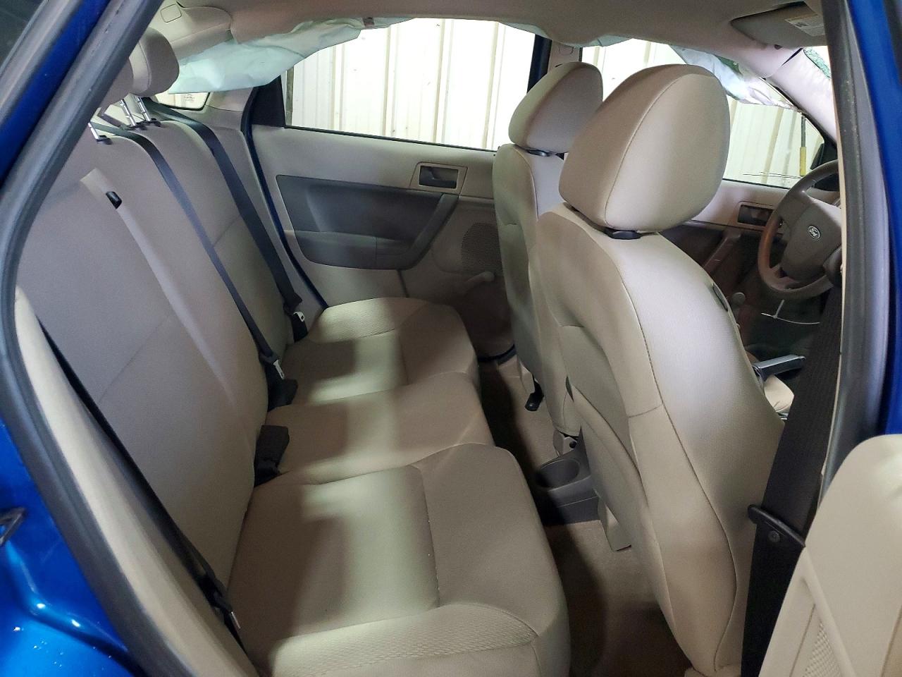 2010 Ford Focus S Blue vin: 1FAHP3EN0AW149632