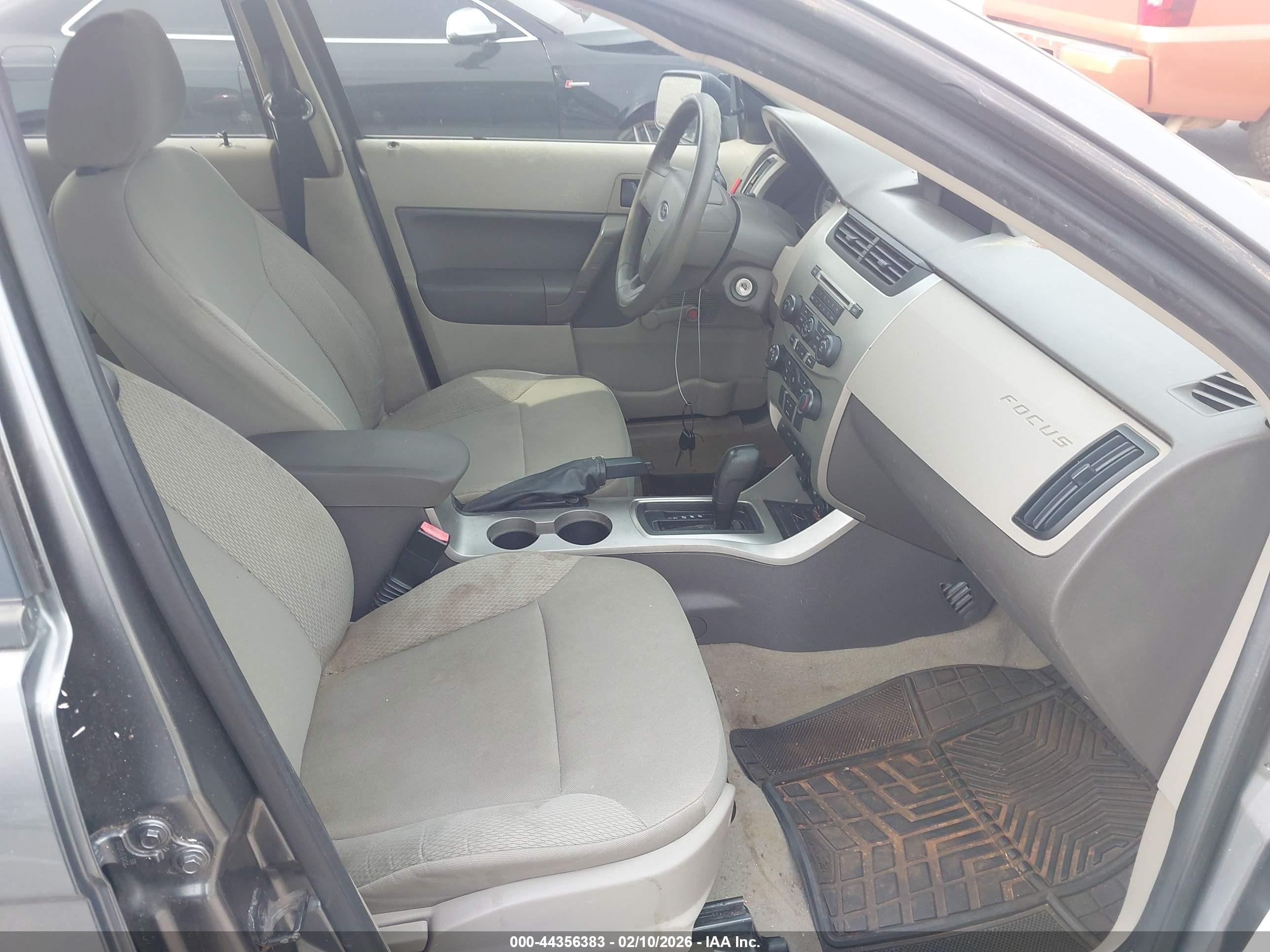 2010 Ford Focus S Gray vin: 1FAHP3EN0AWW18279