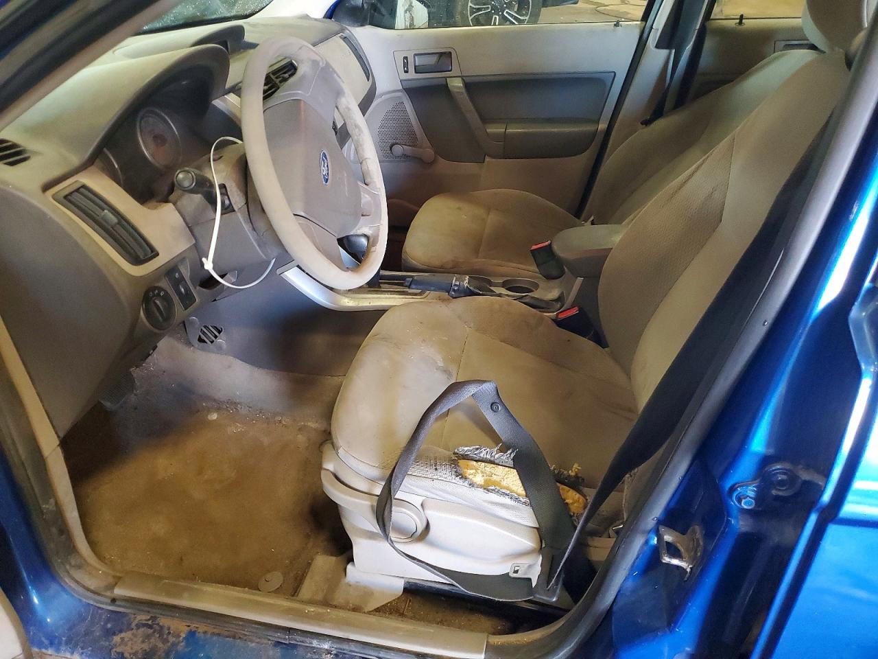 2011 Ford Focus S Blue vin: 1FAHP3EN0BW145596