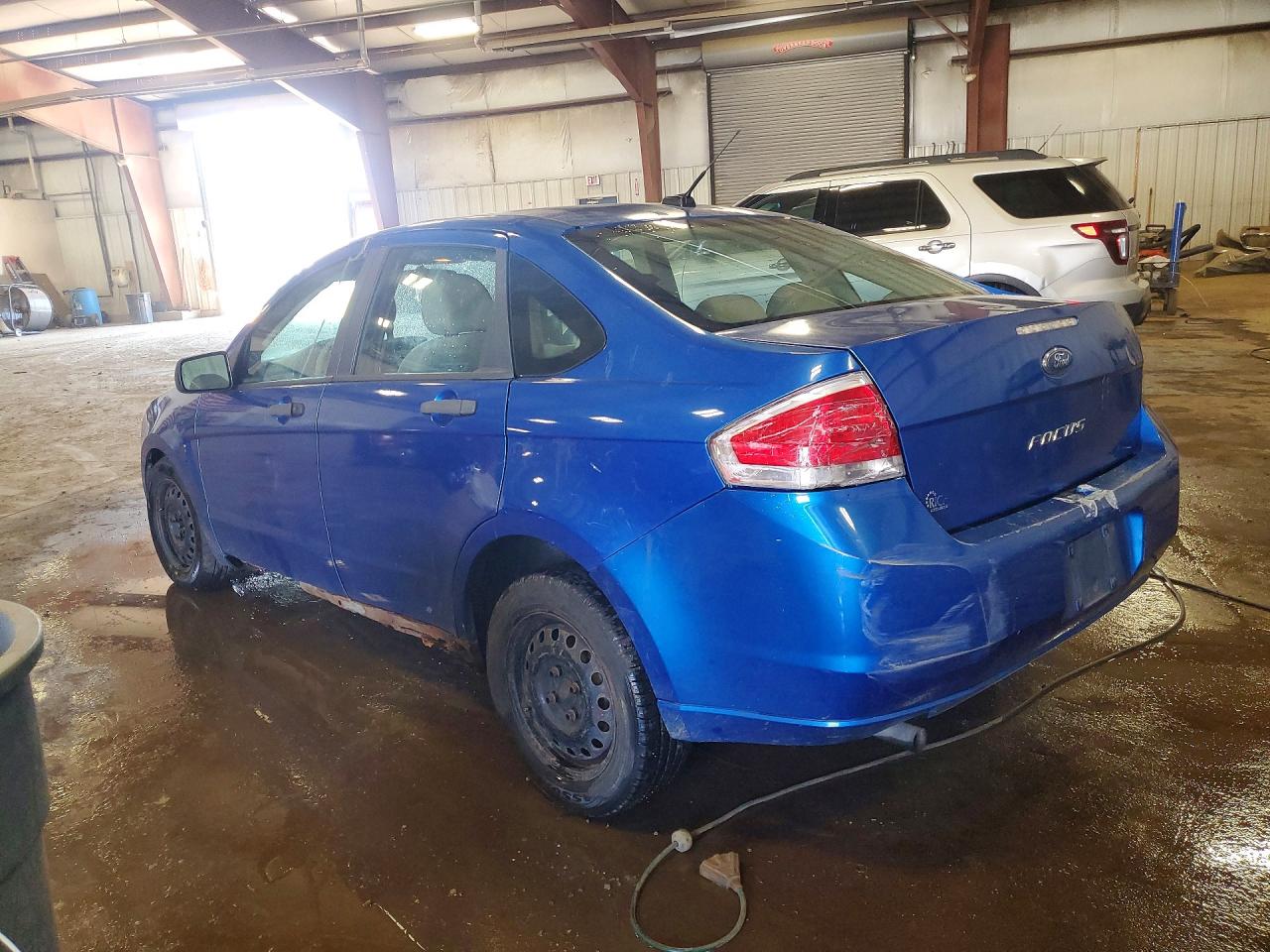 2011 Ford Focus S Blue vin: 1FAHP3EN0BW145596