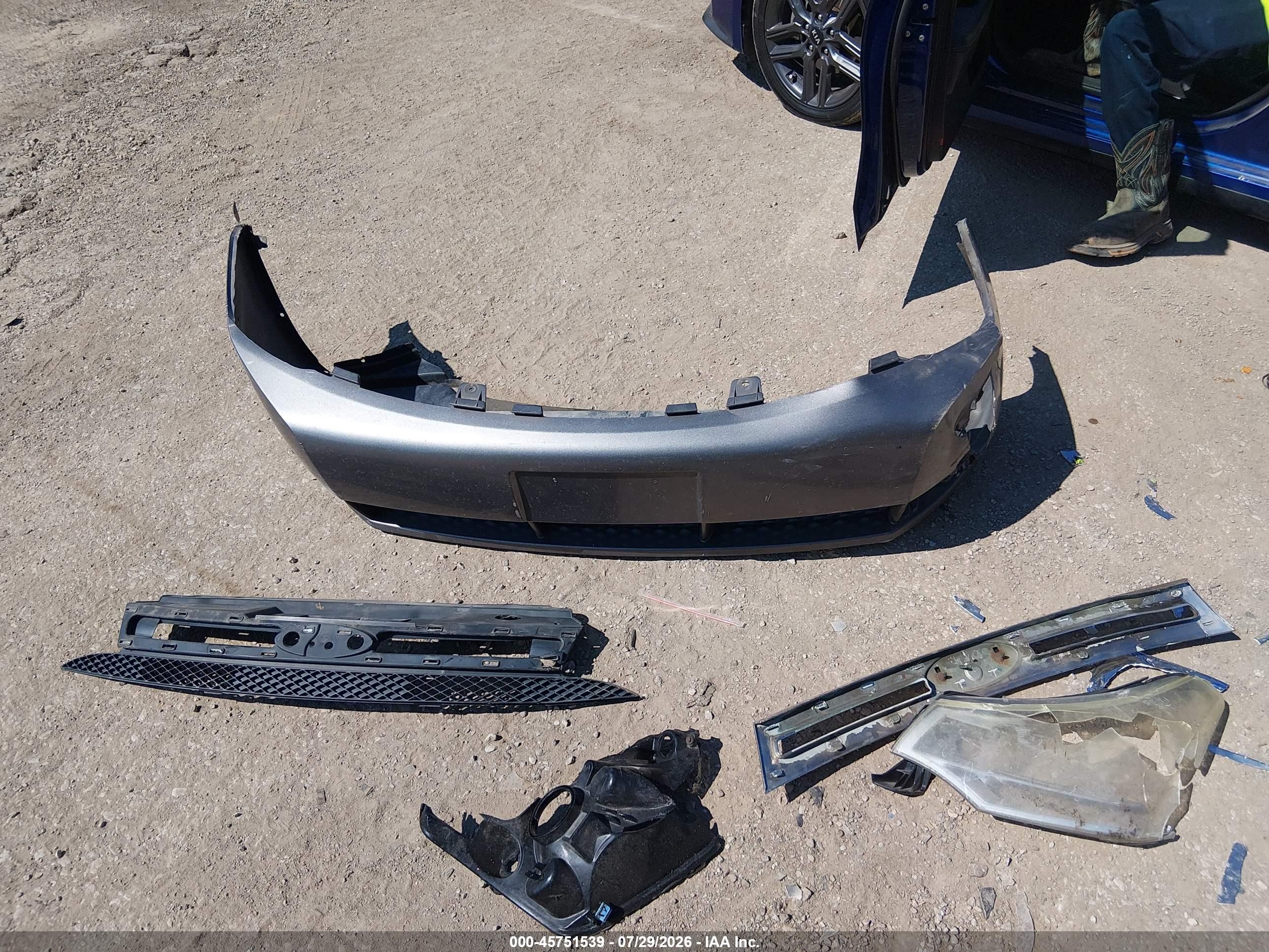 2011 Ford Focus S Gray vin: 1FAHP3EN0BW188979