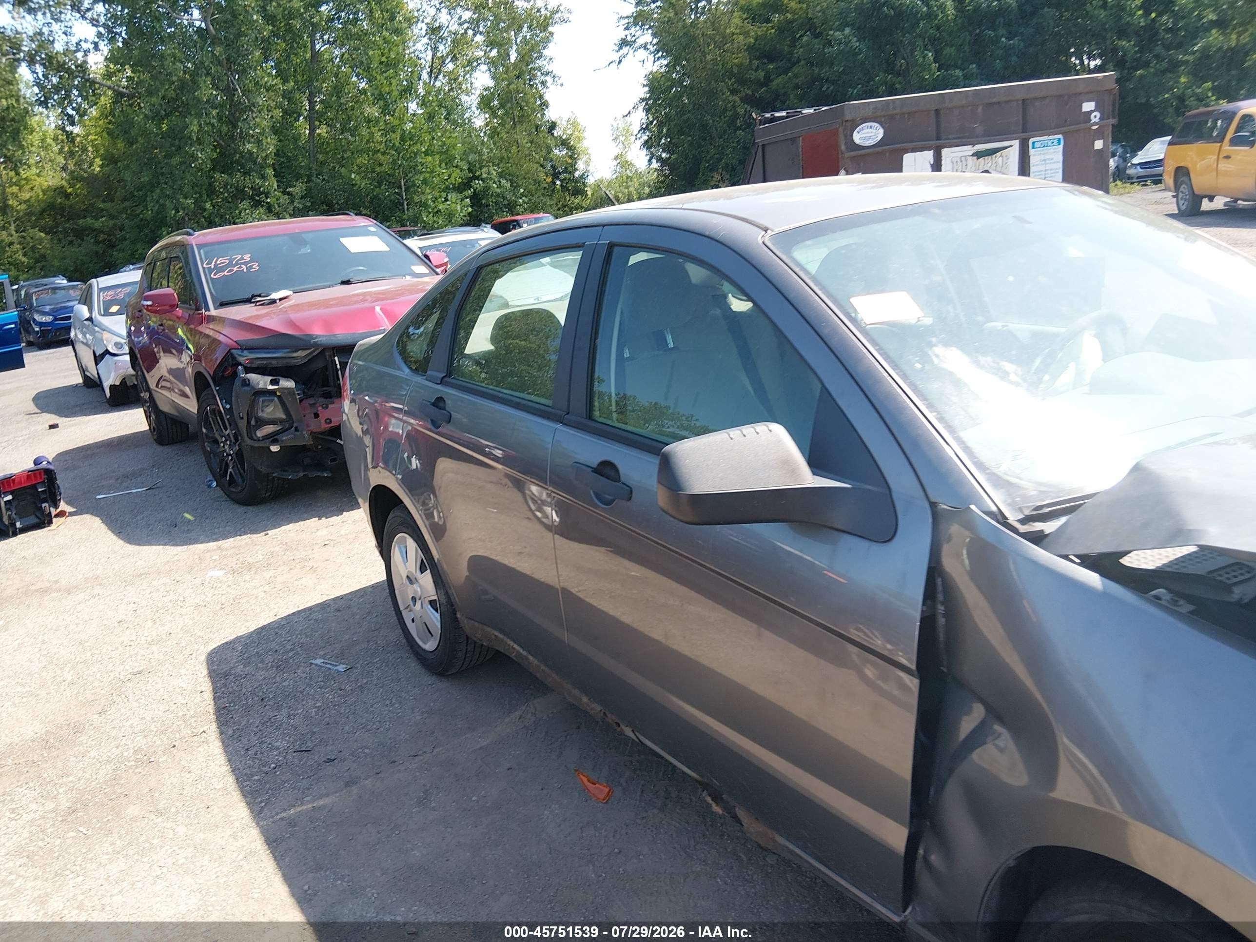 2011 Ford Focus S Gray vin: 1FAHP3EN0BW188979