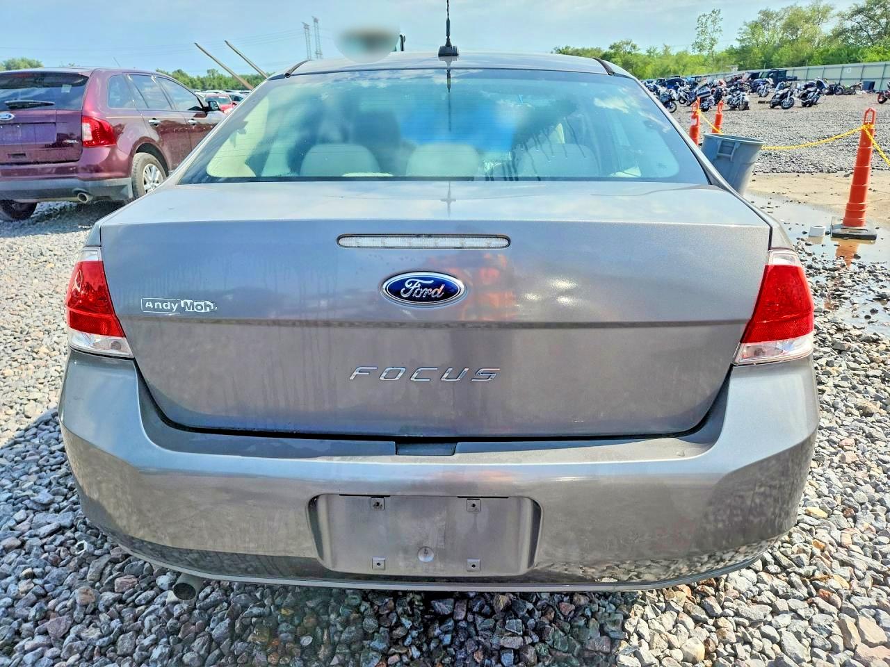 2010 Ford Focus S Gray vin: 1FAHP3EN1AW109396