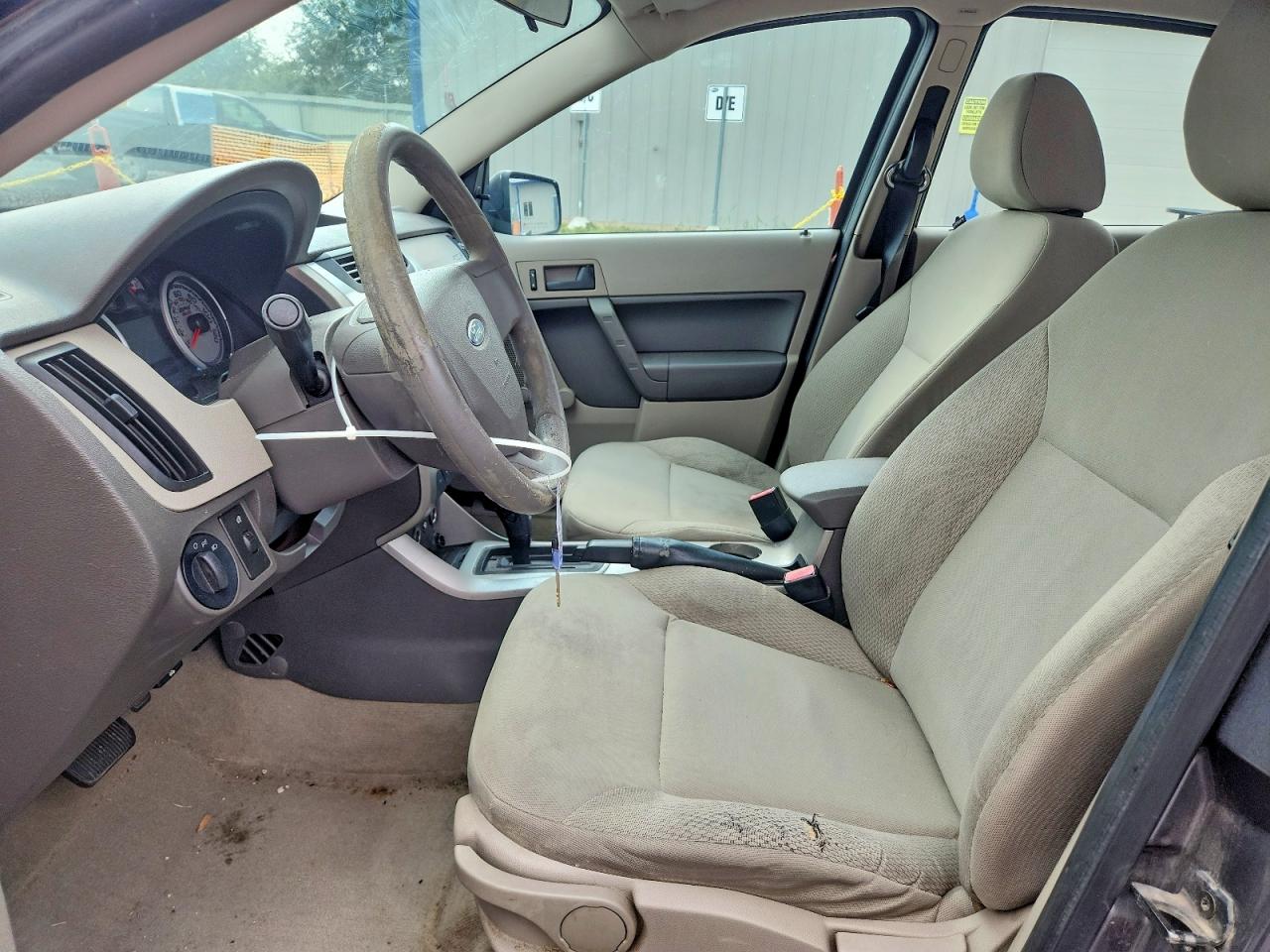 2010 Ford Focus S Gray vin: 1FAHP3EN1AW109396