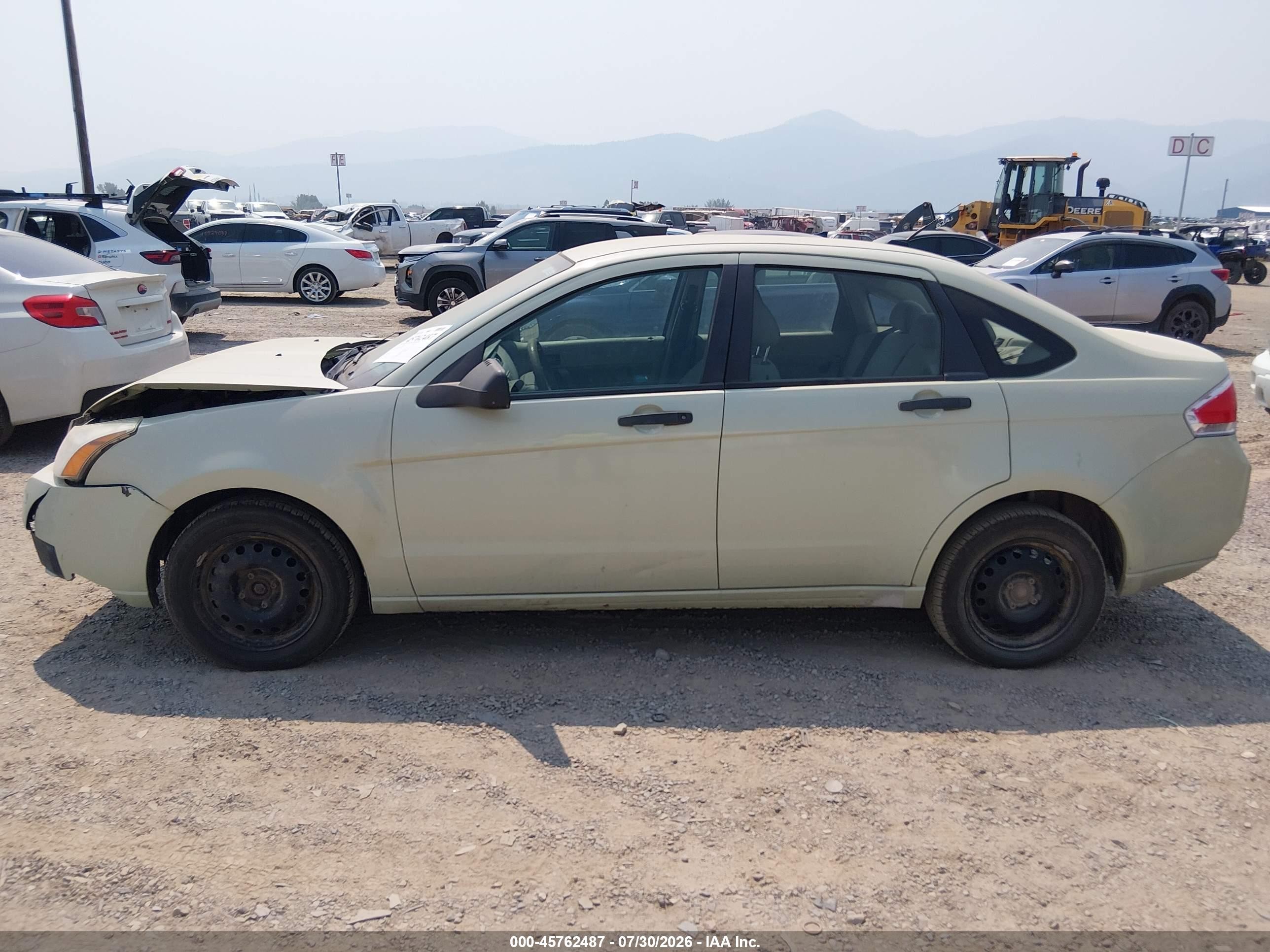 2010 Ford Focus S Зеленый vin: 1FAHP3EN1AW153088