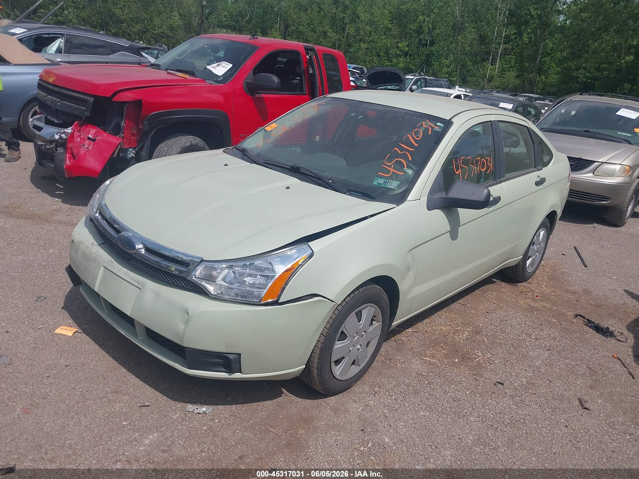 2010 Ford Focus S Green vin: 1FAHP3EN1AW190335