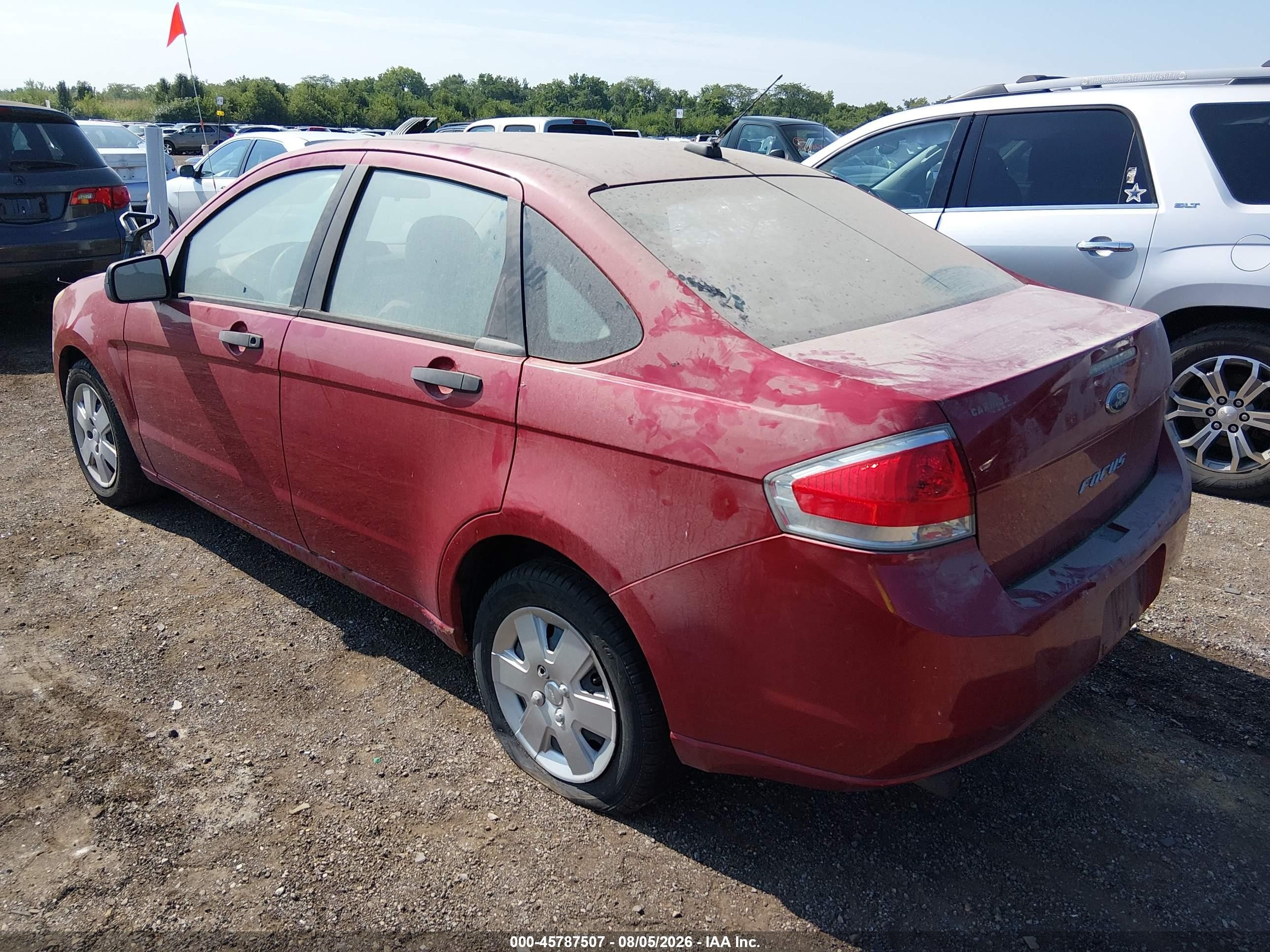2010 Ford Focus S Red vin: 1FAHP3EN1AW261761