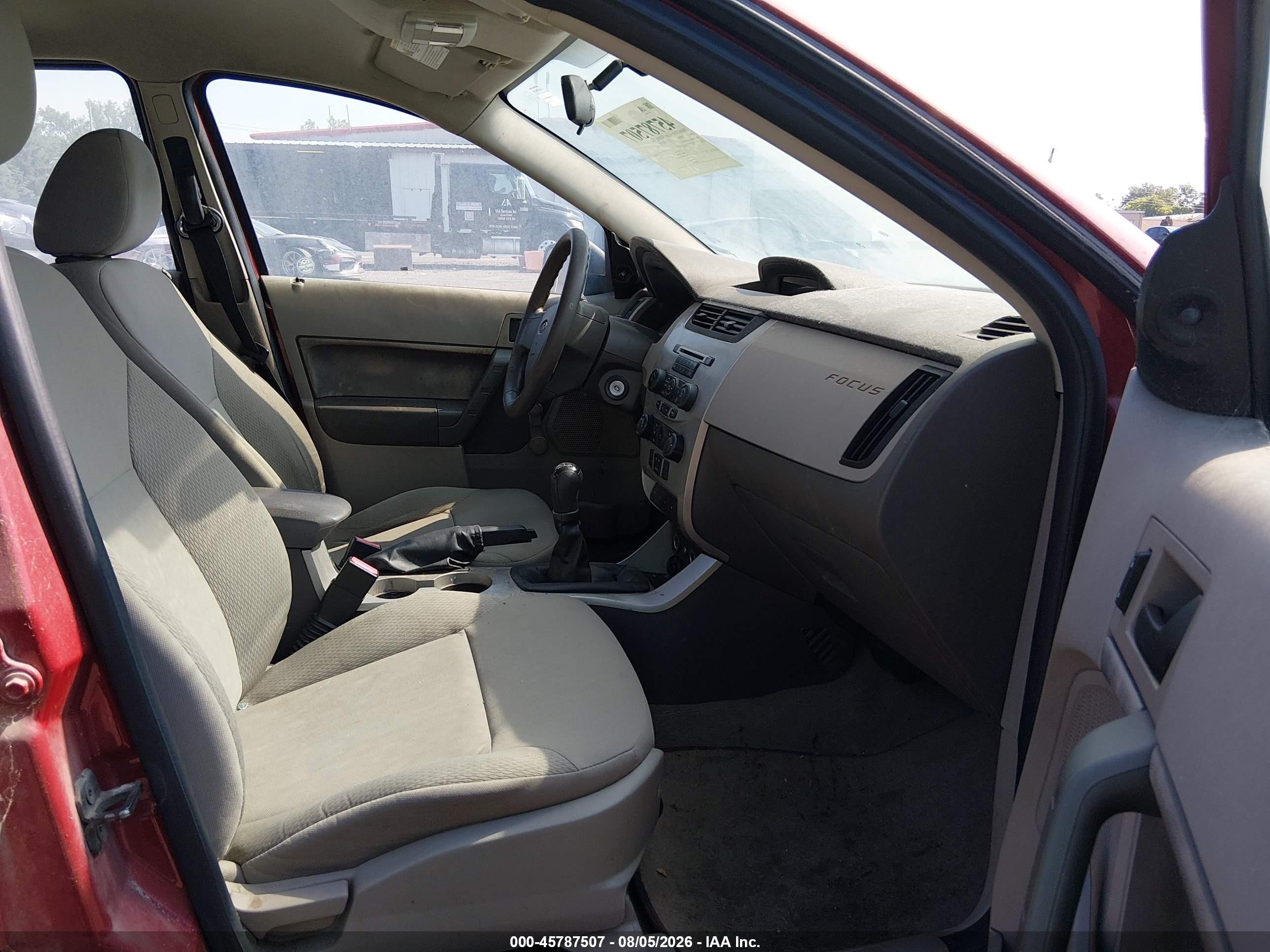 2010 Ford Focus S Red vin: 1FAHP3EN1AW261761
