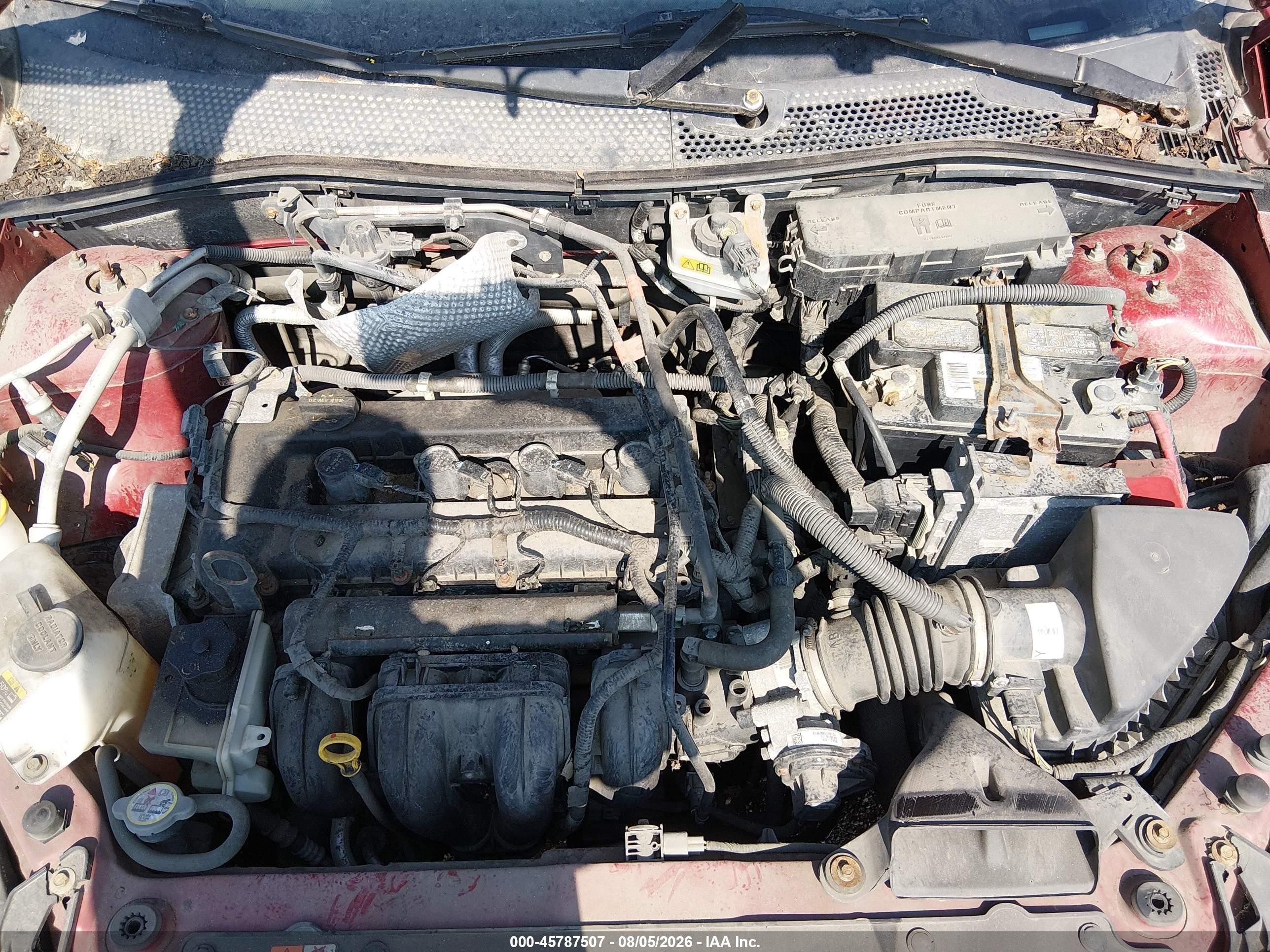 2010 Ford Focus S Red vin: 1FAHP3EN1AW261761