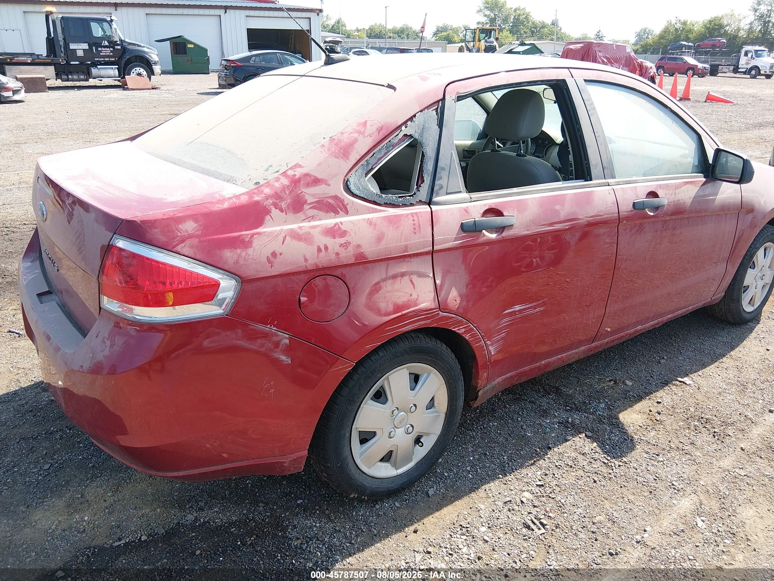 2010 Ford Focus S Red vin: 1FAHP3EN1AW261761
