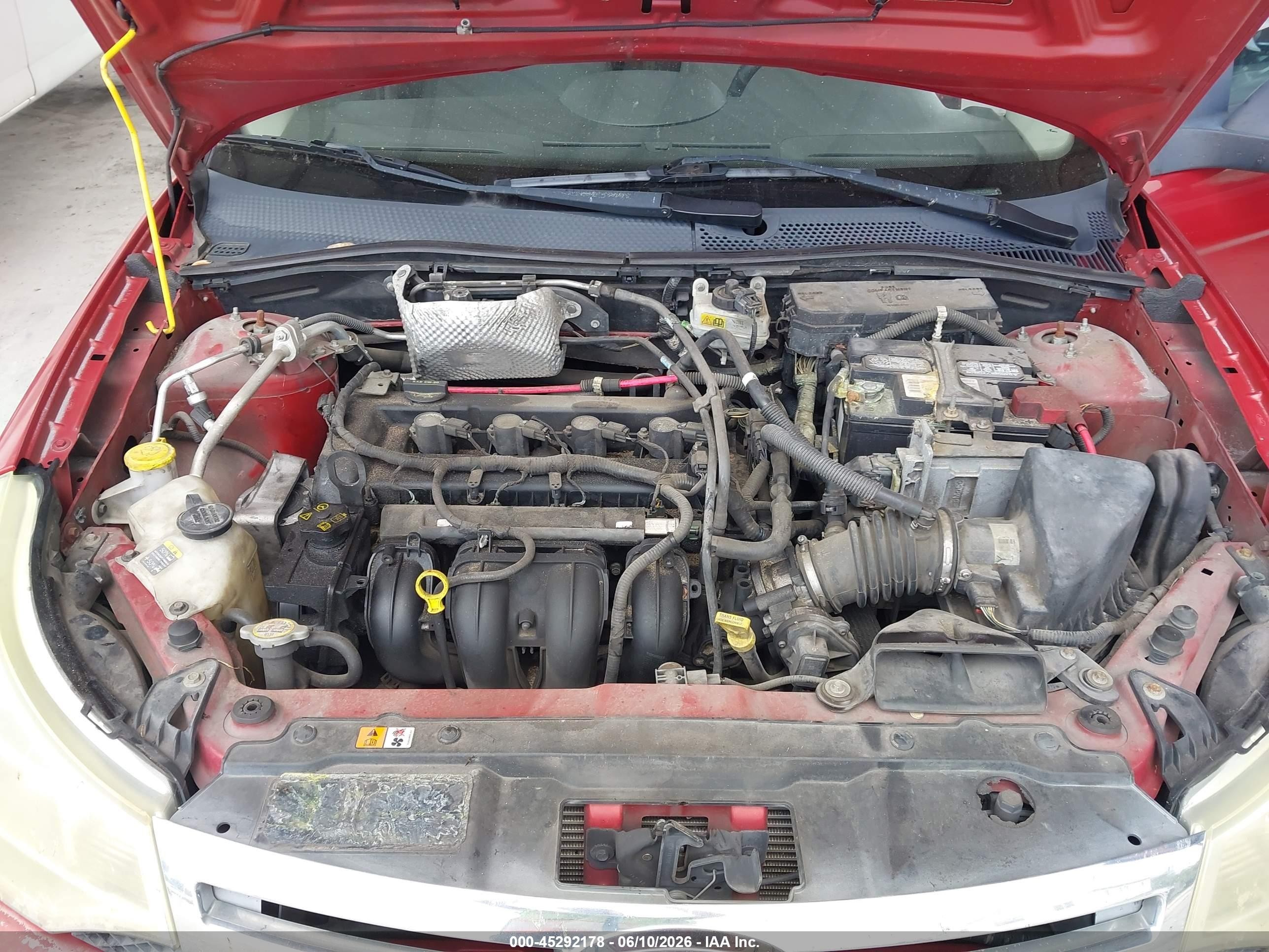 2011 Ford Focus S Red vin: 1FAHP3EN1BW175304