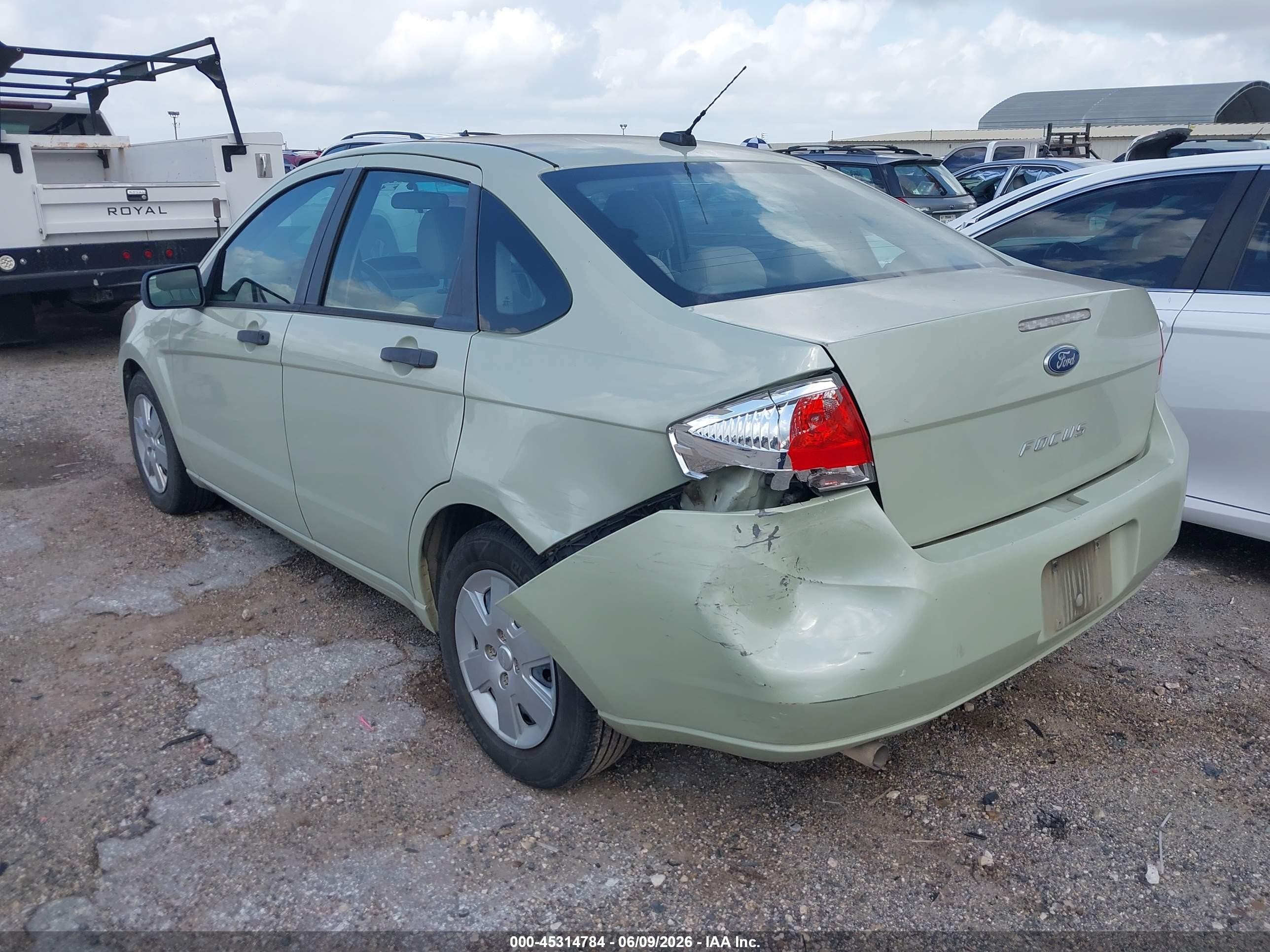 2010 Ford Focus S Green vin: 1FAHP3EN2AW117703