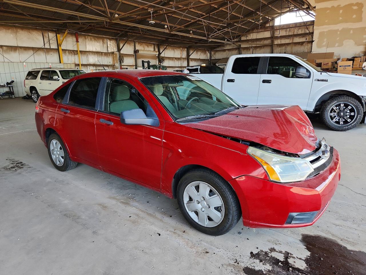 2011 Ford Focus S Red vin: 1FAHP3EN2BW103740