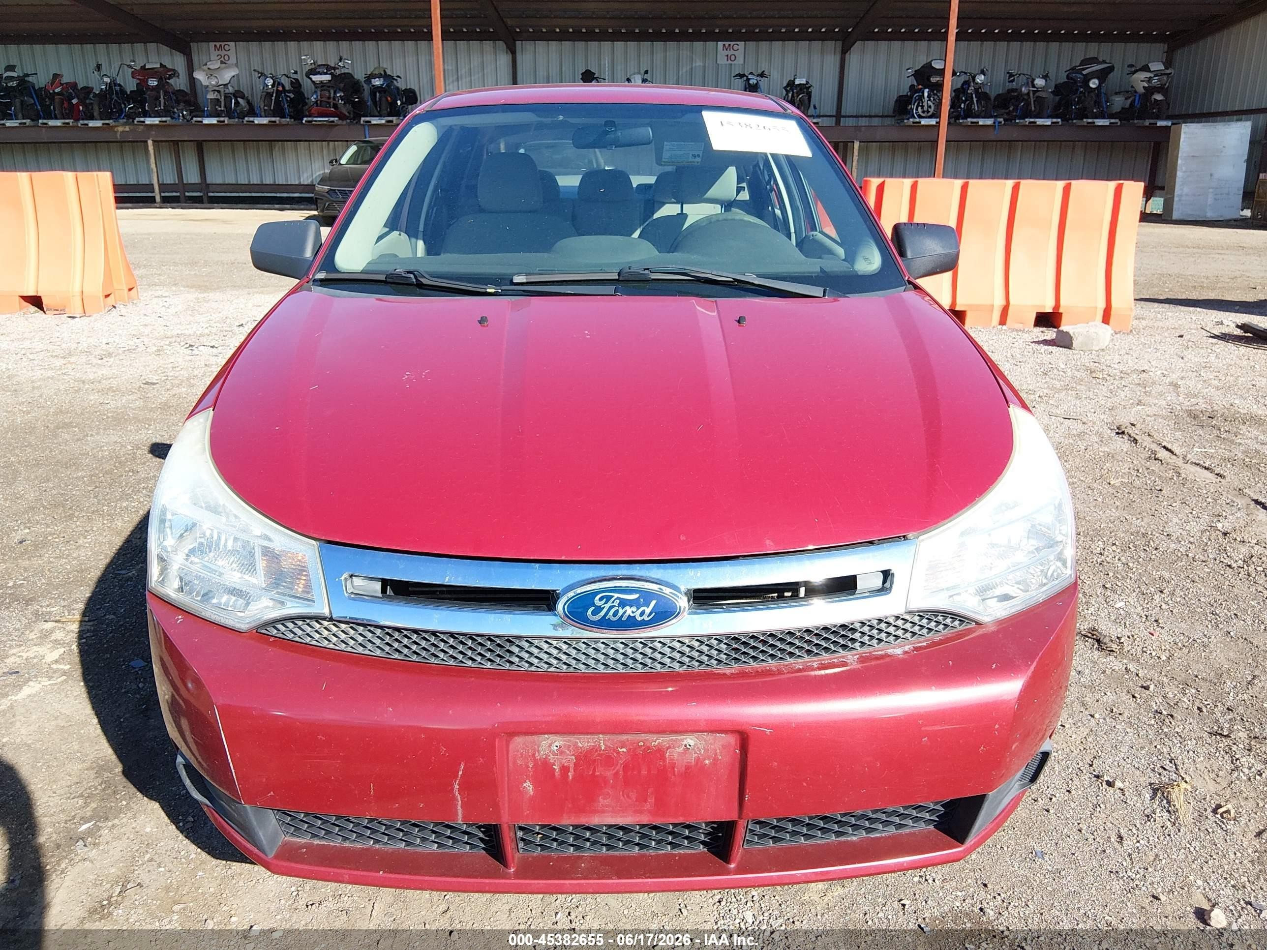 2010 Ford Focus S Red vin: 1FAHP3EN3AW289139