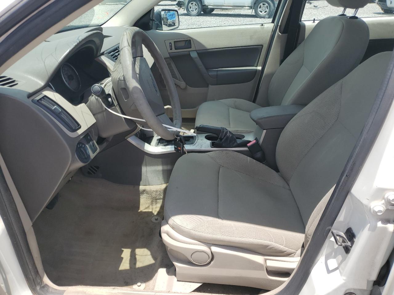 2011 Ford Focus S White vin: 1FAHP3EN3BW141249