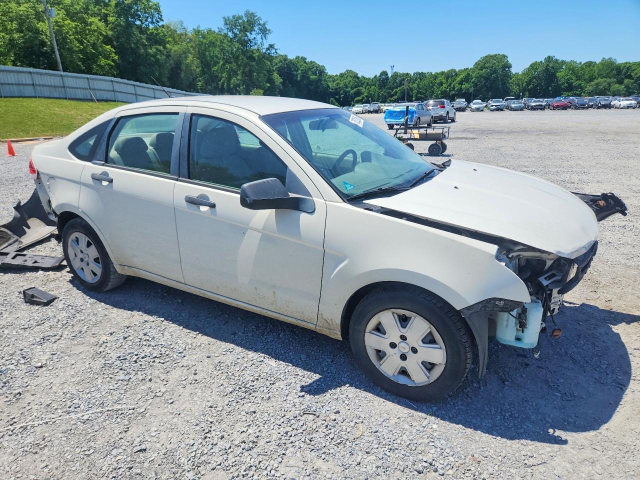 2010 Ford Focus S White vin: 1FAHP3EN4AW148709