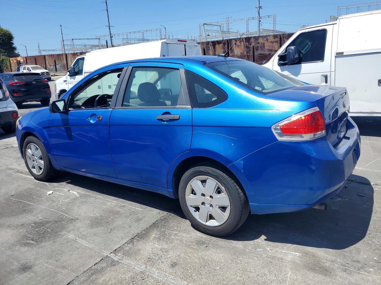 2010 Ford Focus S Blue vin: 1FAHP3EN4AW206480