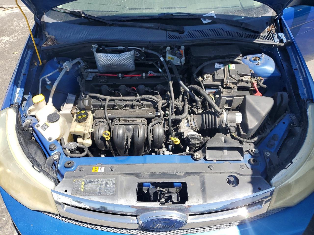 2010 Ford Focus S Blue vin: 1FAHP3EN4AW206480