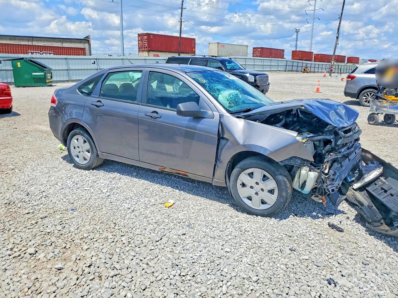 2010 Ford Focus S Gray vin: 1FAHP3EN6AW204729
