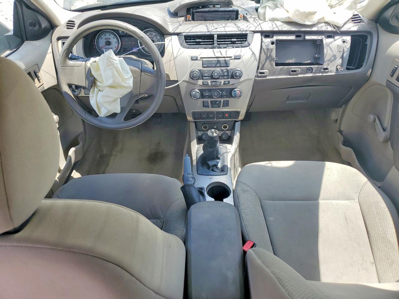 2010 Ford Focus S Gray vin: 1FAHP3EN6AW204729