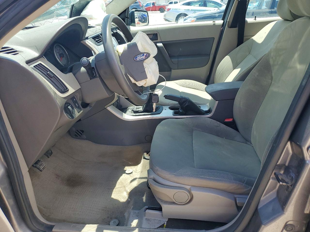 2010 Ford Focus S Gray vin: 1FAHP3EN6AW204729