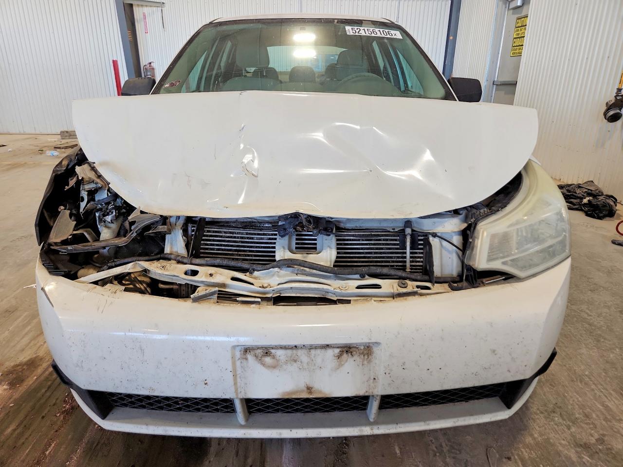 2010 Ford Focus S White vin: 1FAHP3EN7AW140913