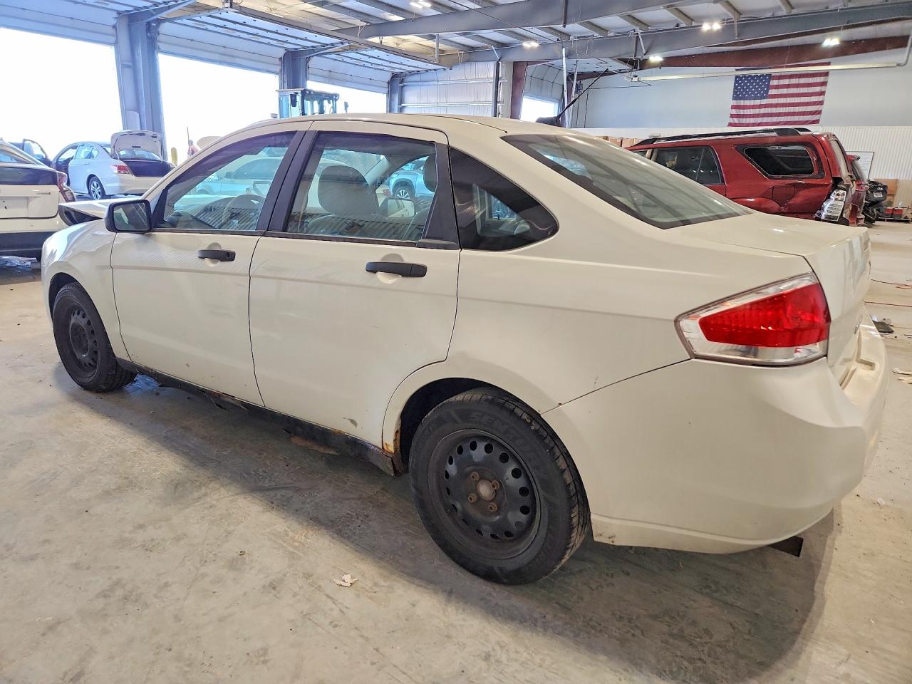 2010 Ford Focus S White vin: 1FAHP3EN7AW140913