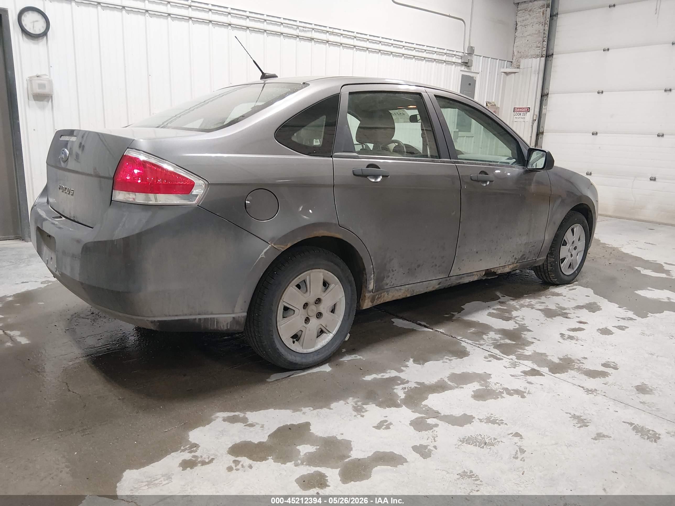 2010 Ford Focus S Gray vin: 1FAHP3EN7AW230563