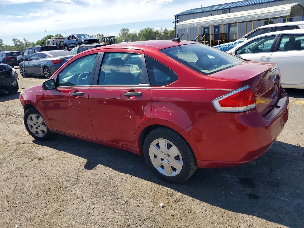 2011 Ford Focus S Red vin: 1FAHP3EN8BW100650