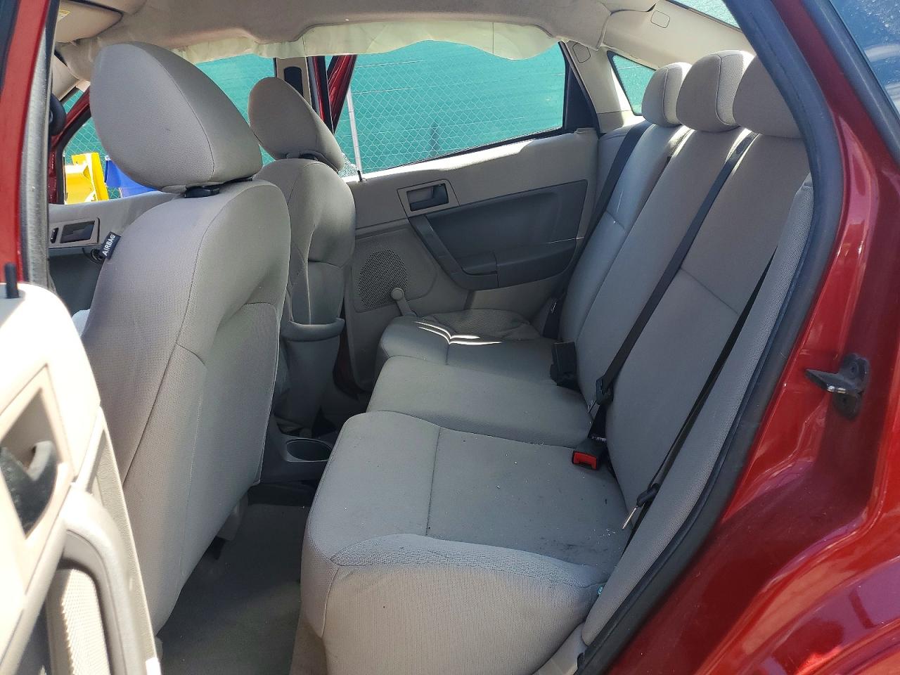 2010 Ford Focus S Темно-бордовый vin: 1FAHP3EN9AW291400